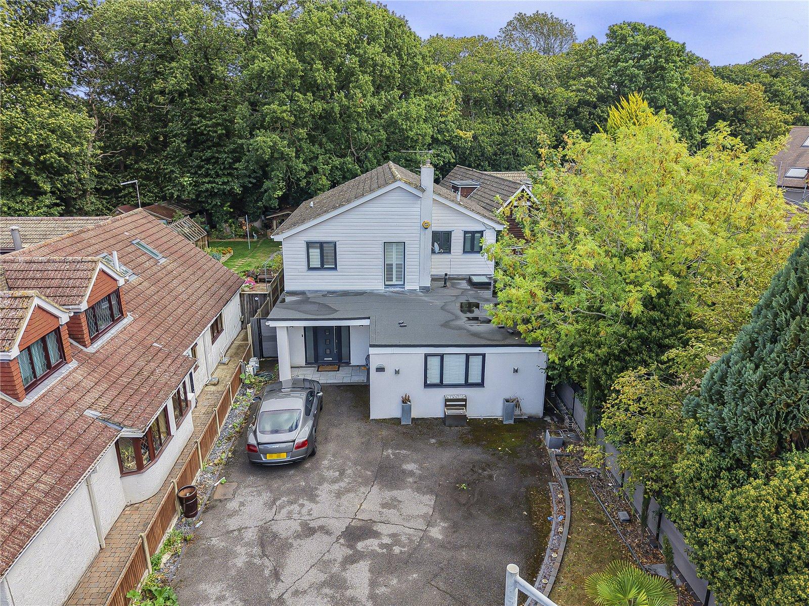 4 bedroom house for sale in Rainham | Robinson Michael & Jackson