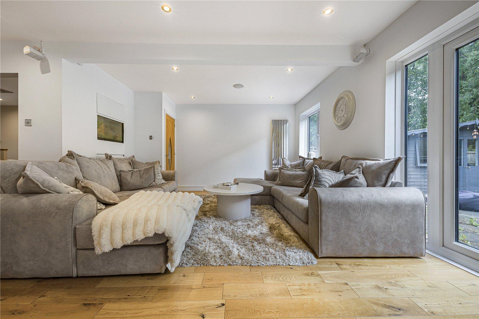 4 bedroom house for sale in Rainham | Robinson Michael & Jackson