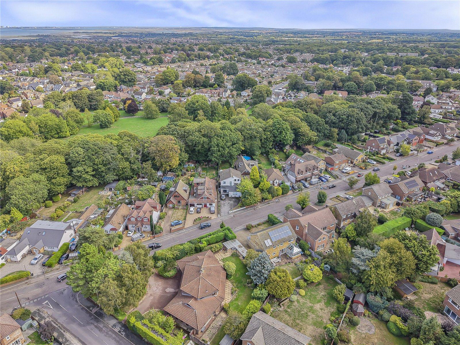 4 bedroom house for sale in Rainham | Robinson Michael & Jackson