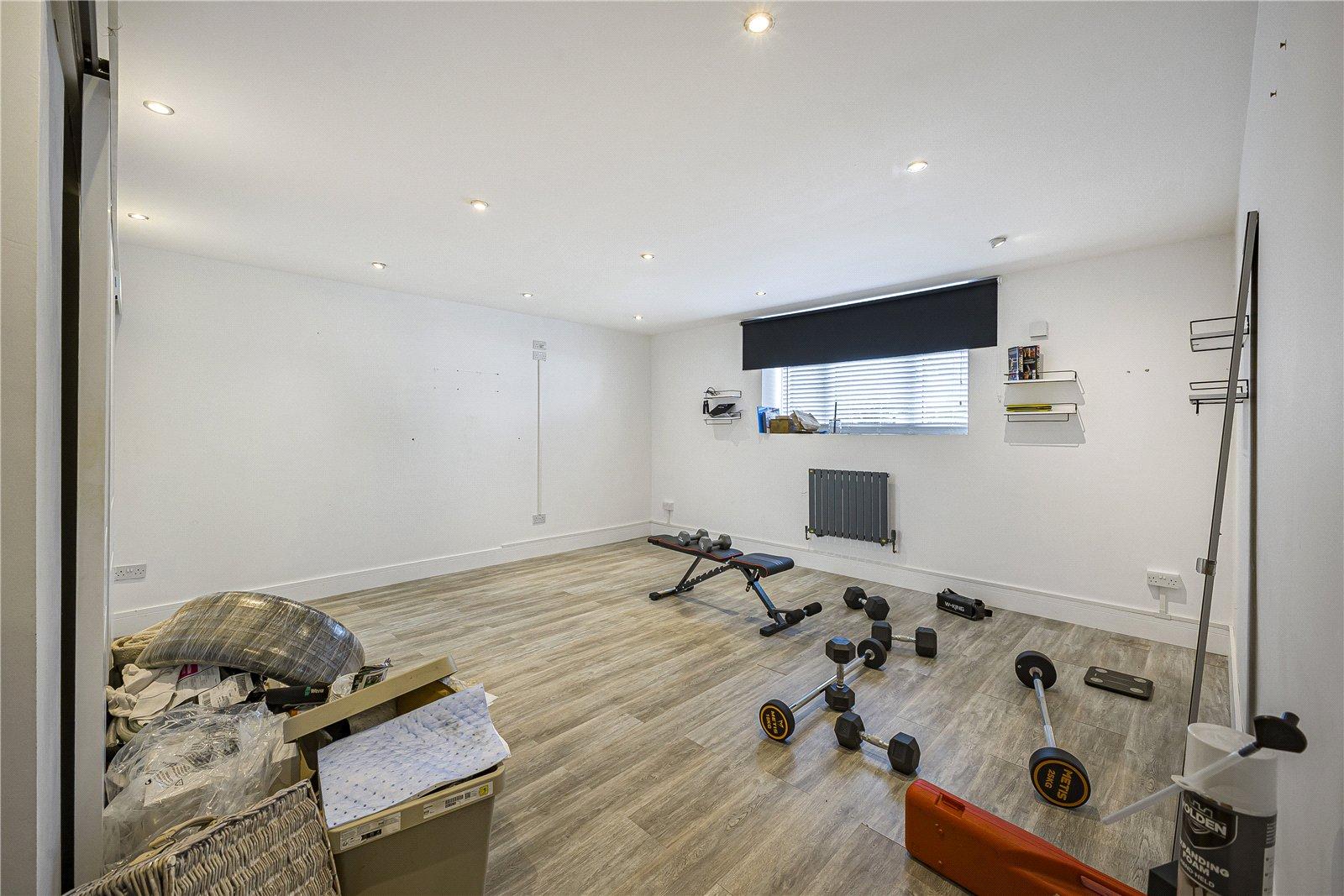 4 bedroom house for sale in Rainham | Robinson Michael & Jackson