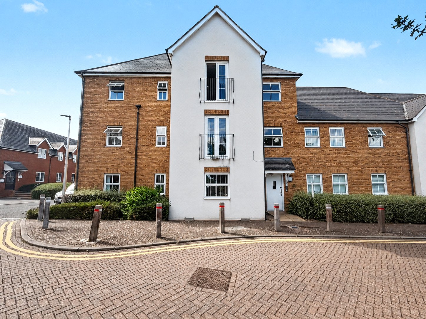 2 bedroom property for sale in Gillingham | Robinson Michael & Jackson