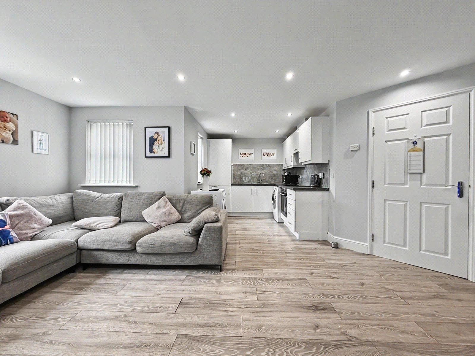 2 bedroom property for sale in Gillingham | Robinson Michael & Jackson