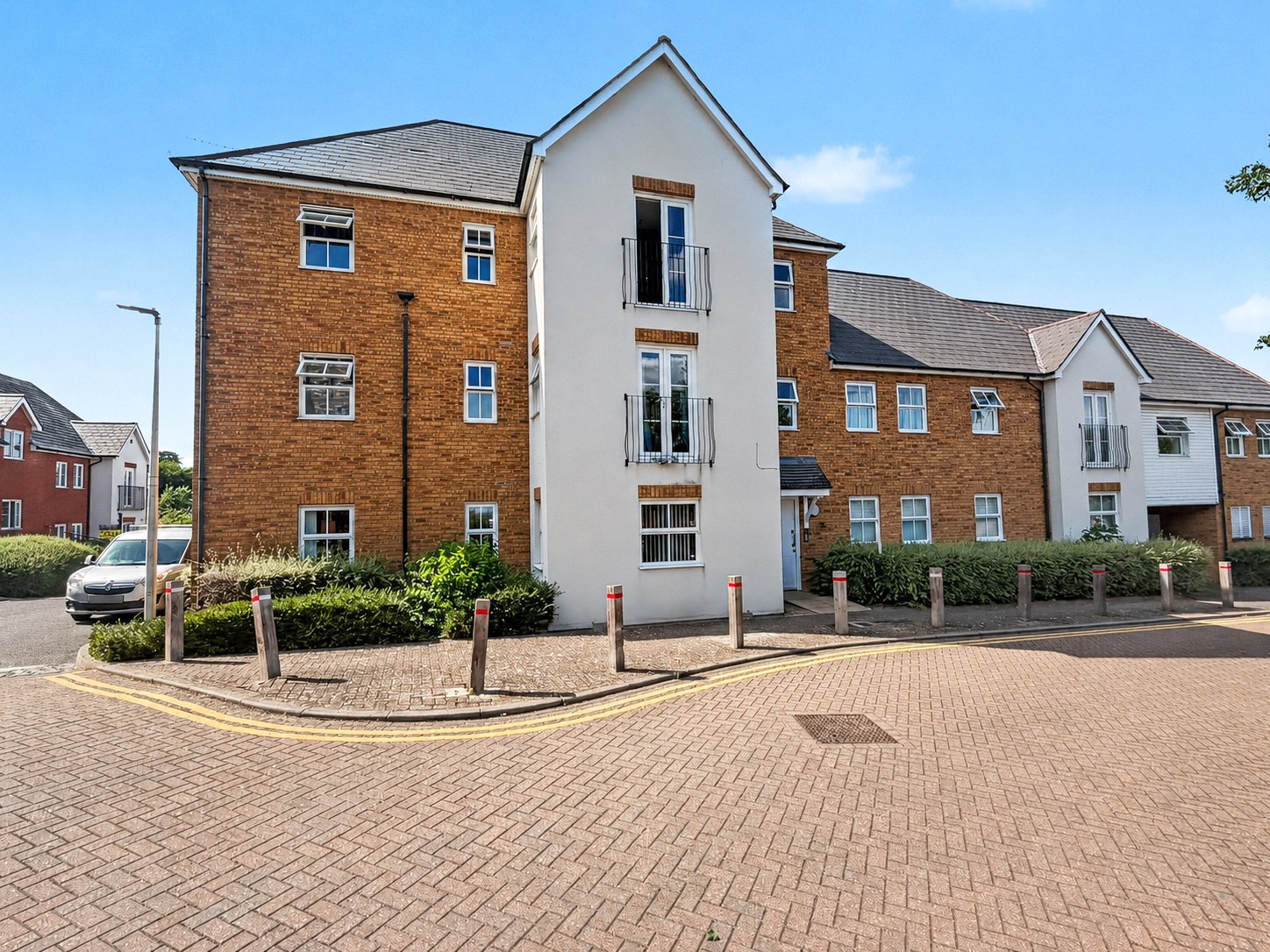 2 bedroom property for sale in Gillingham | Robinson Michael & Jackson