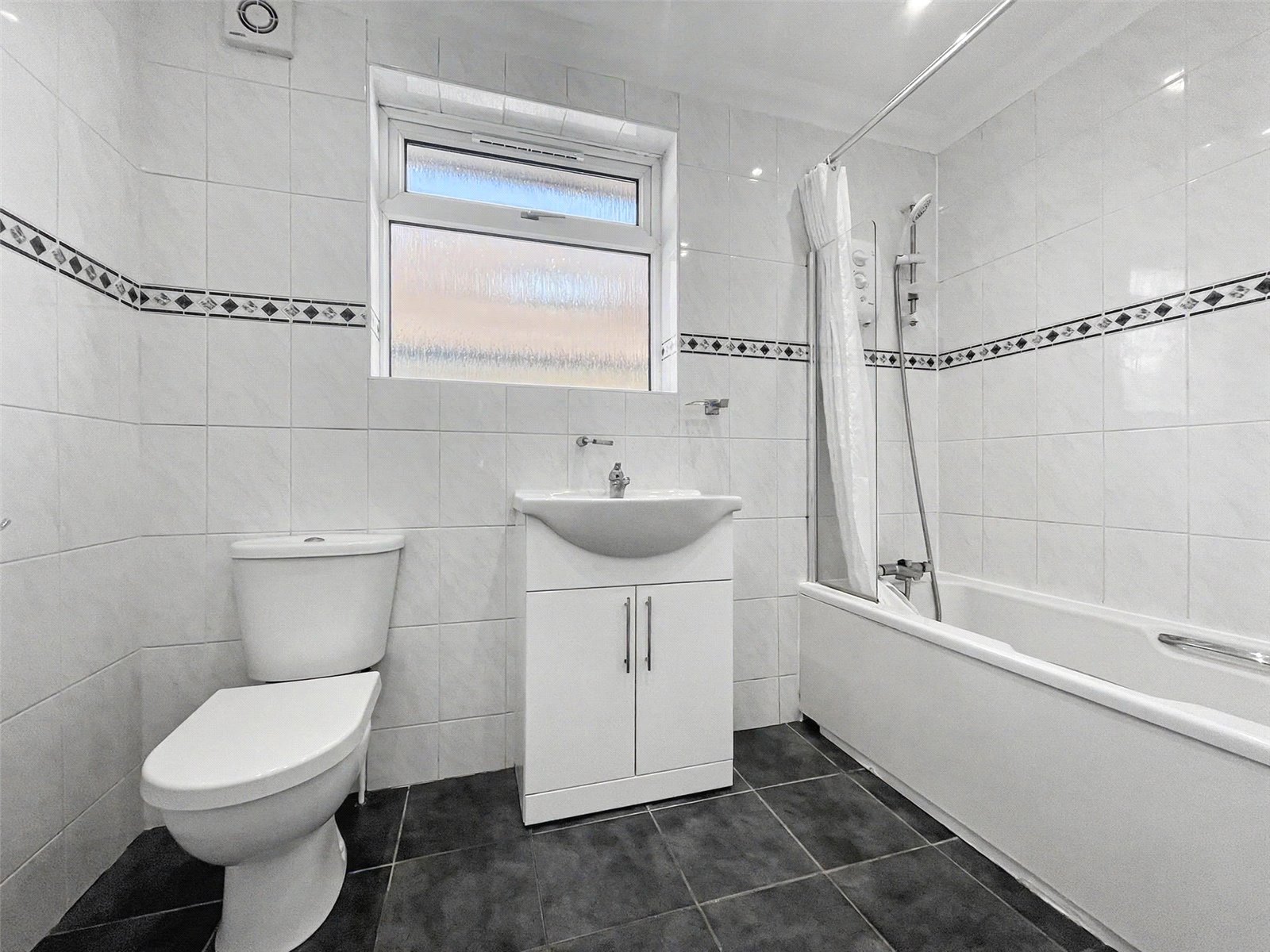 2 bedroom bungalow for sale in Wigmore | Robinson Michael & Jackson
