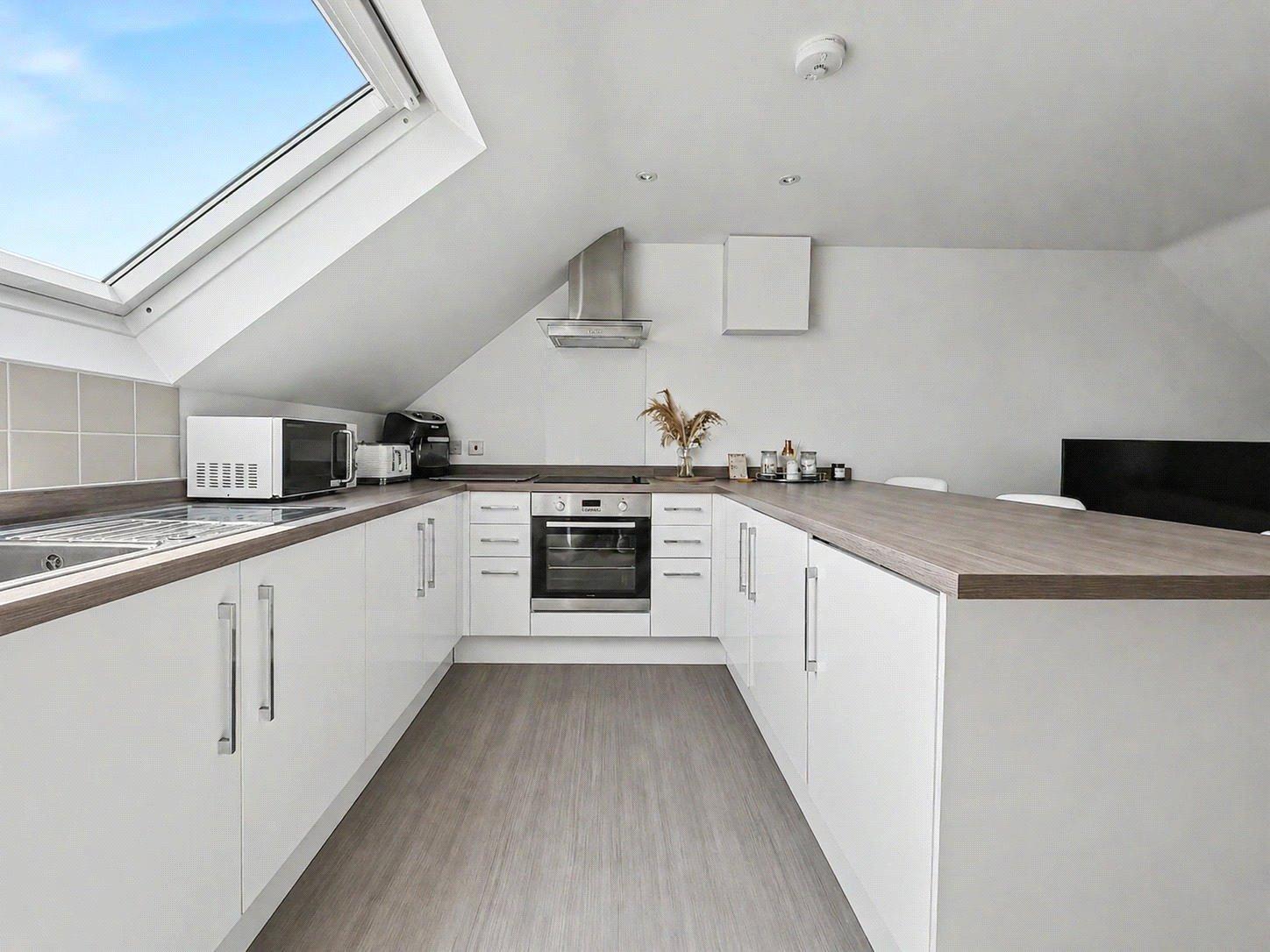 2 bedroom property for sale in Rainham | Robinson Michael & Jackson