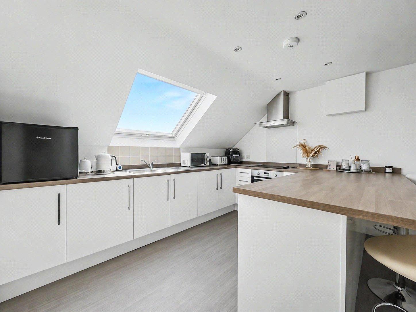 2 bedroom property for sale in Rainham | Robinson Michael & Jackson