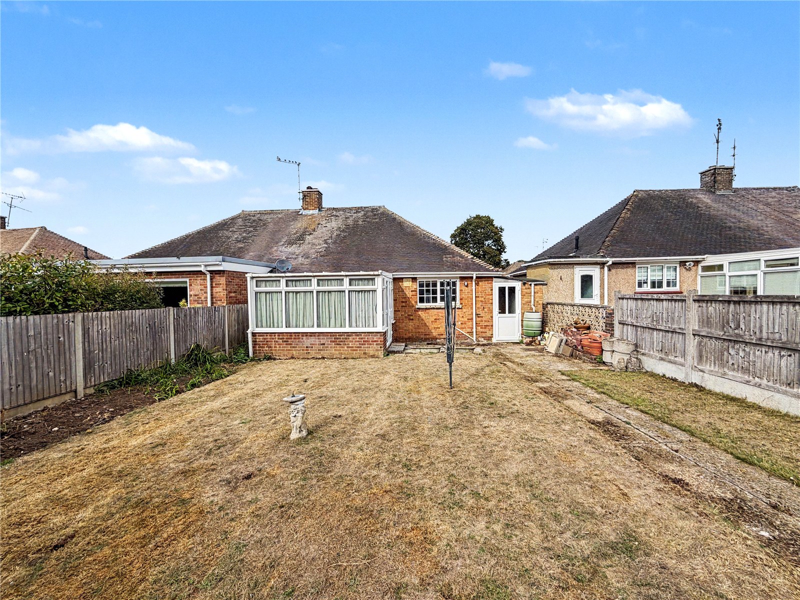 2 bedroom bungalow for sale in Rainham | Robinson Michael & Jackson
