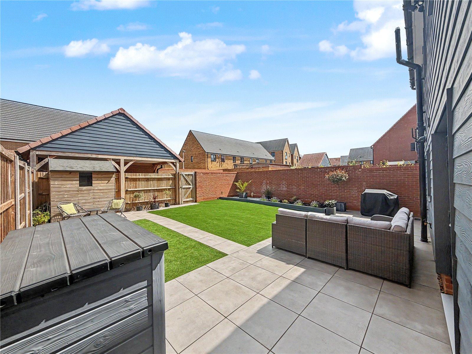 4 bedroom house for sale in Rainham | Robinson Michael & Jackson