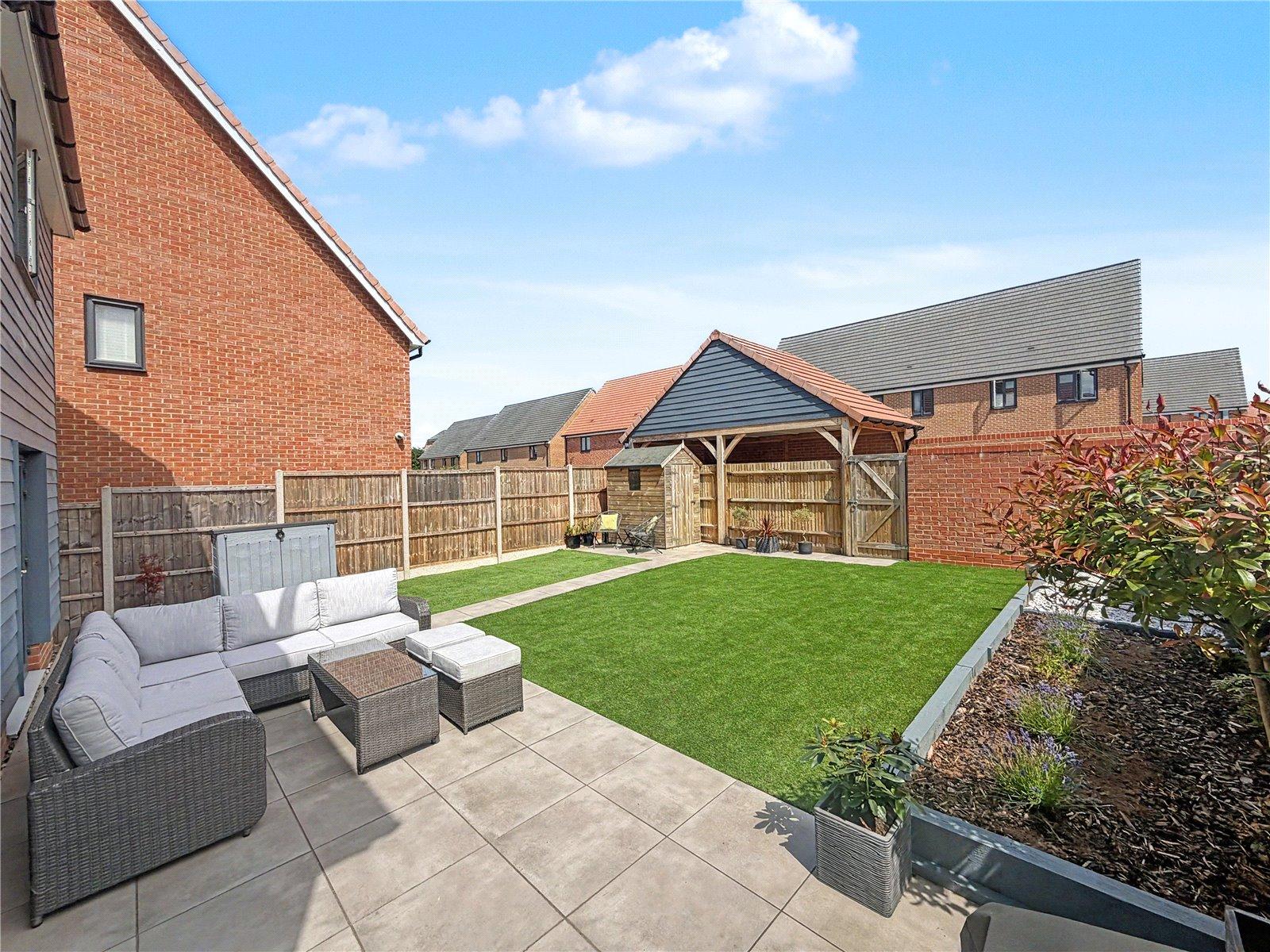 4 bedroom house for sale in Rainham | Robinson Michael & Jackson