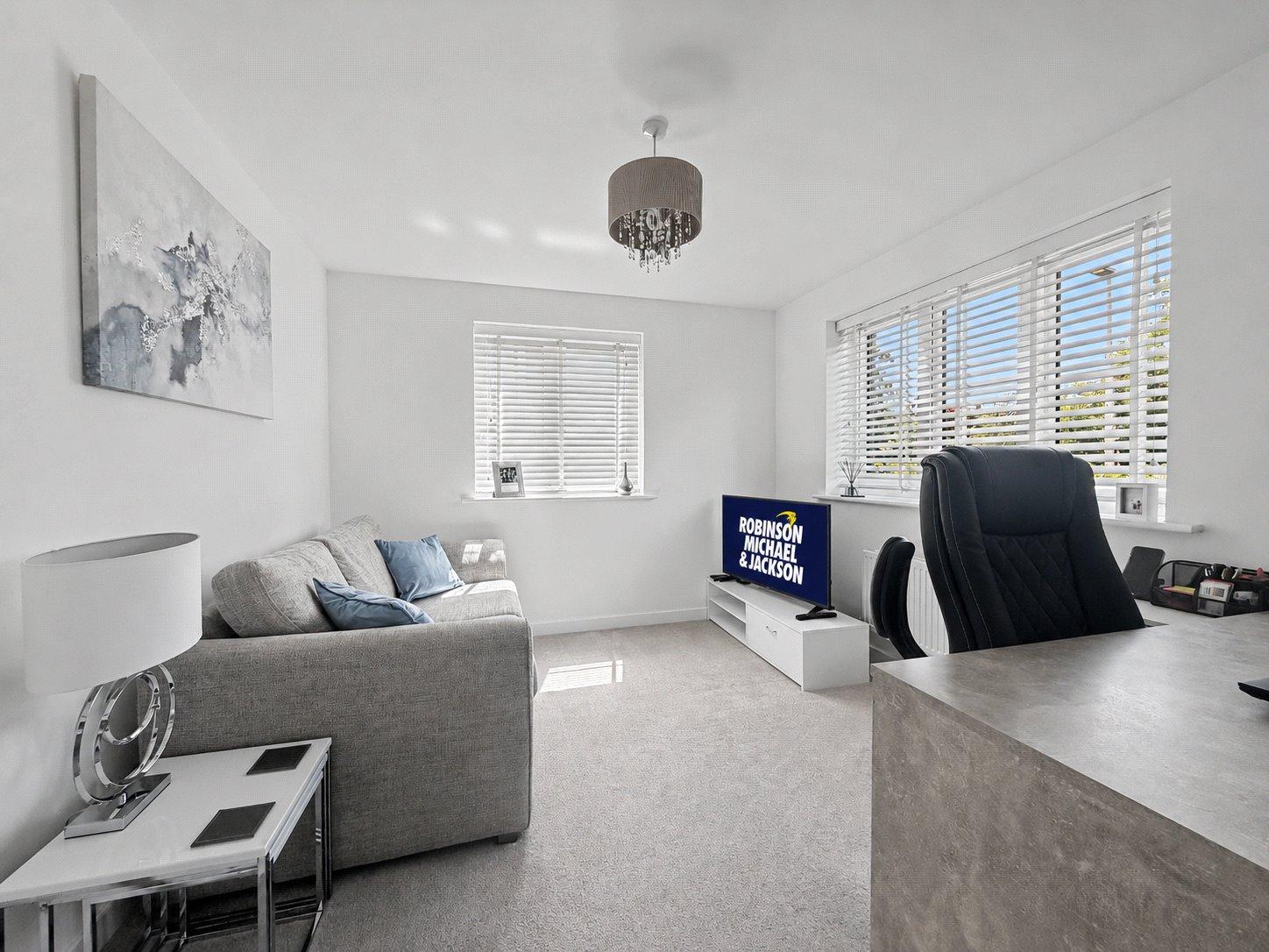 4 bedroom house for sale in Rainham | Robinson Michael & Jackson