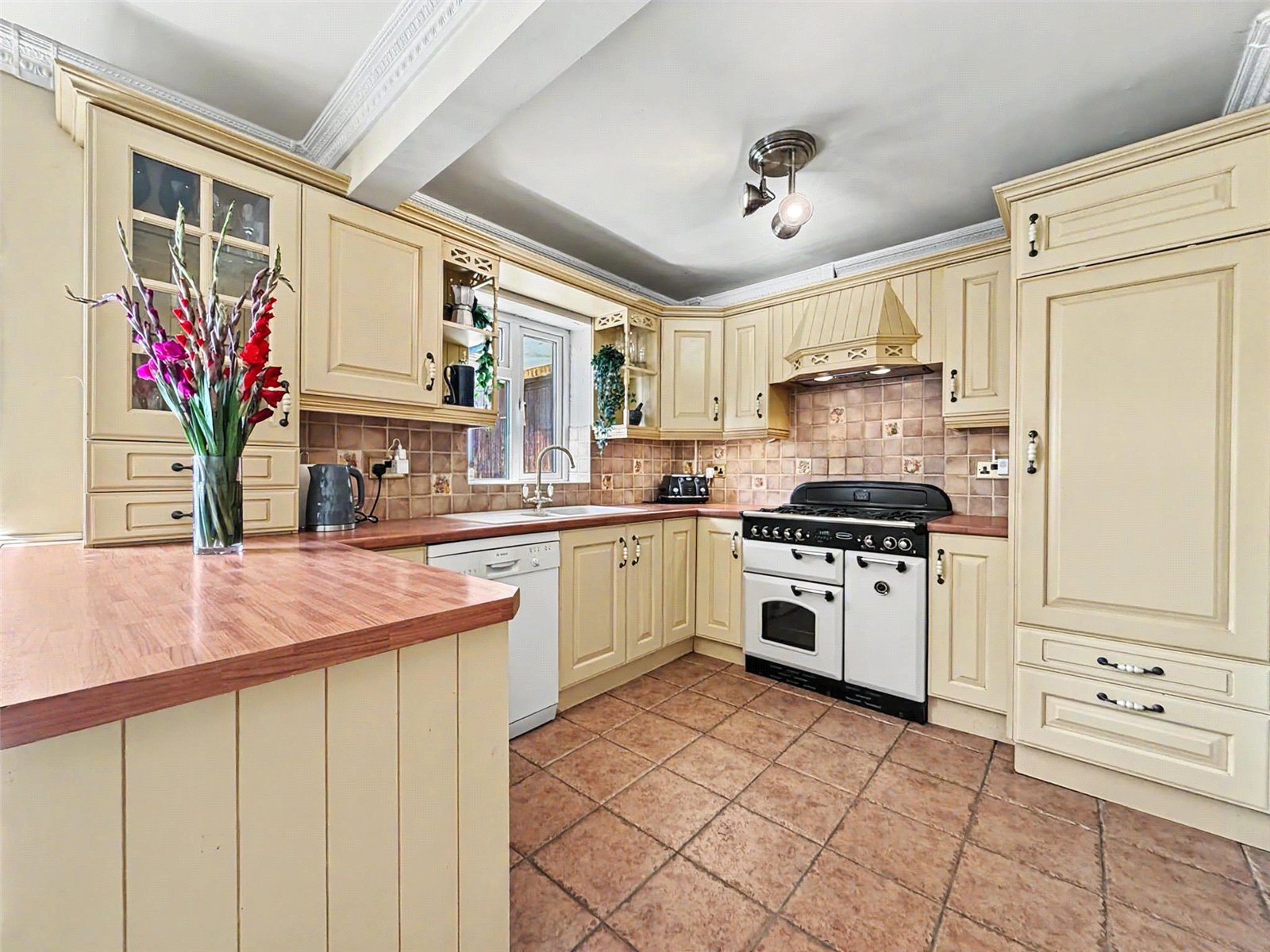 3 bedroom house for sale in Gillingham | Robinson Michael & Jackson