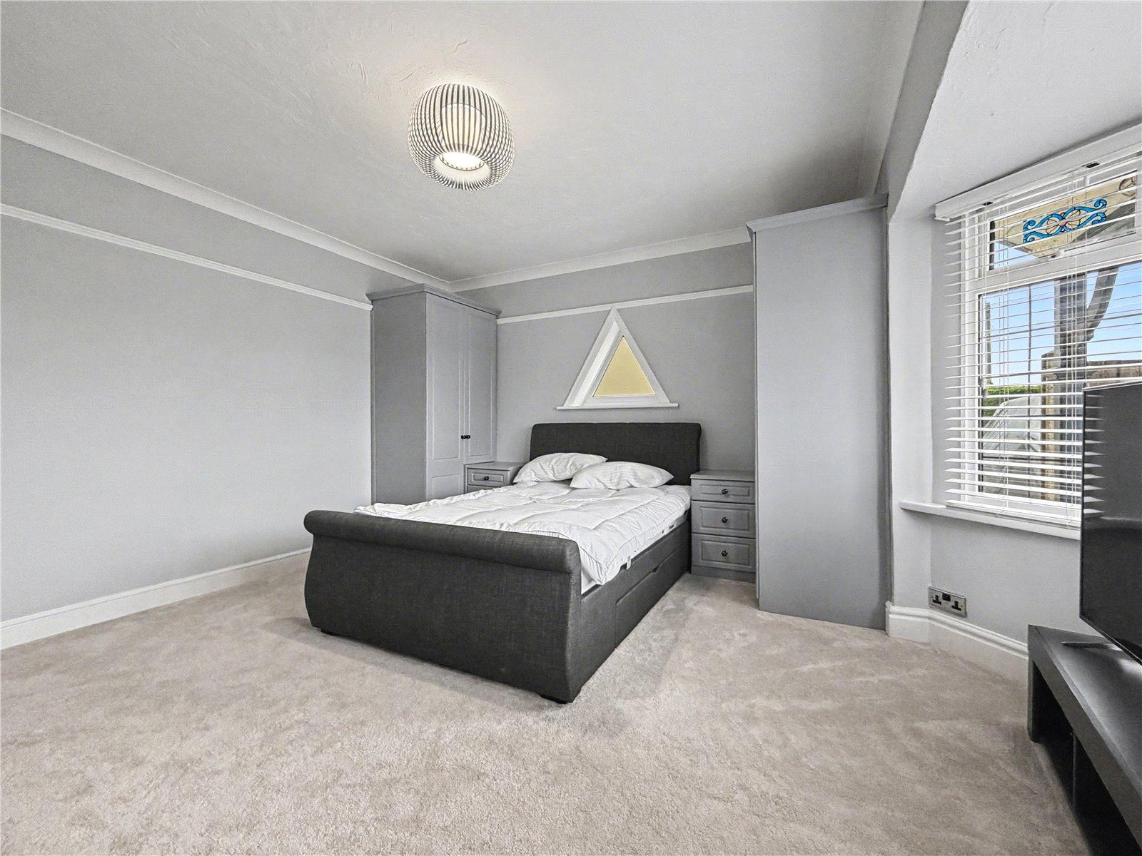4 bedroom bungalow for sale in Newington | Robinson Michael & Jackson