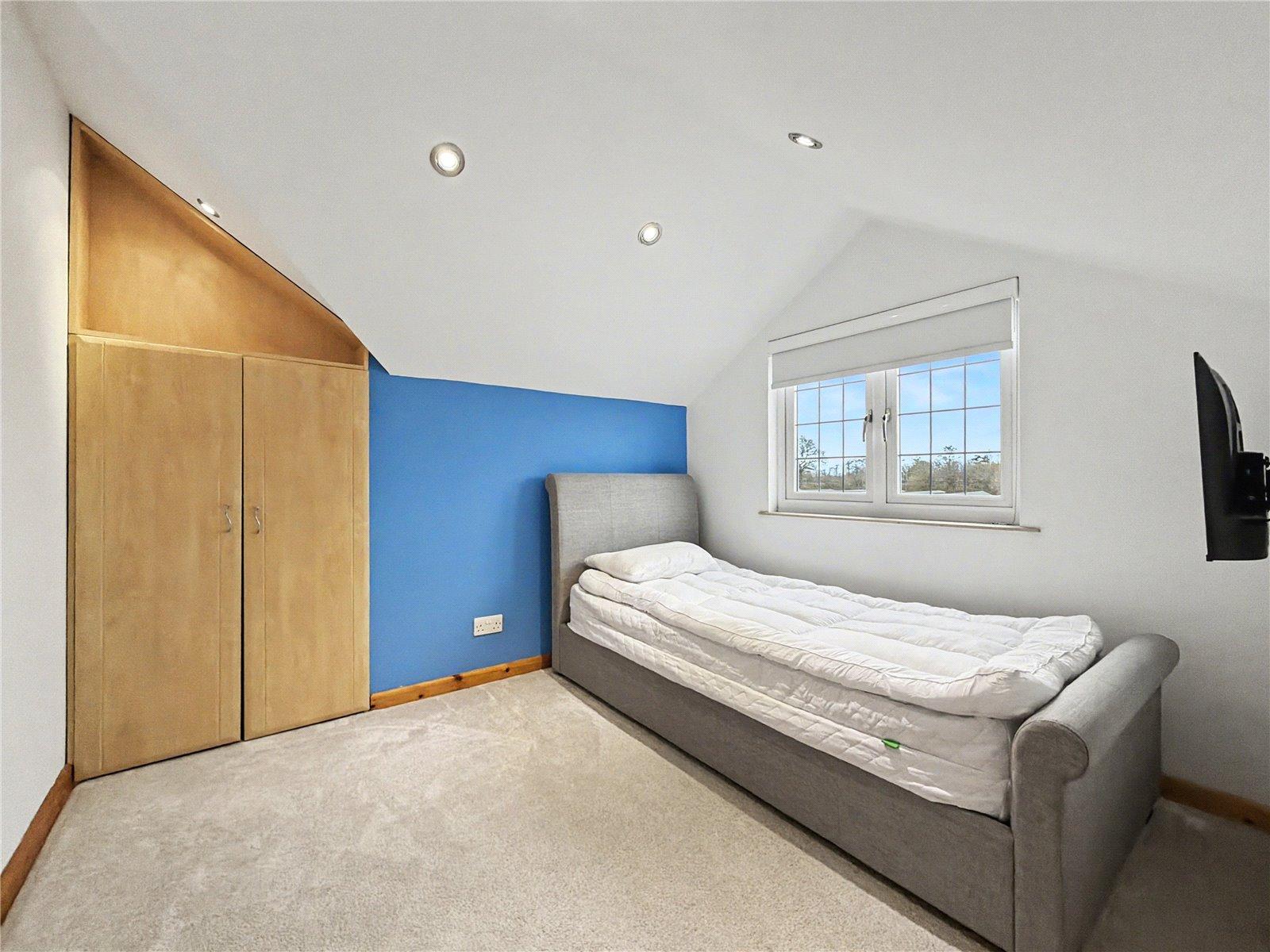 4 bedroom bungalow for sale in Newington | Robinson Michael & Jackson