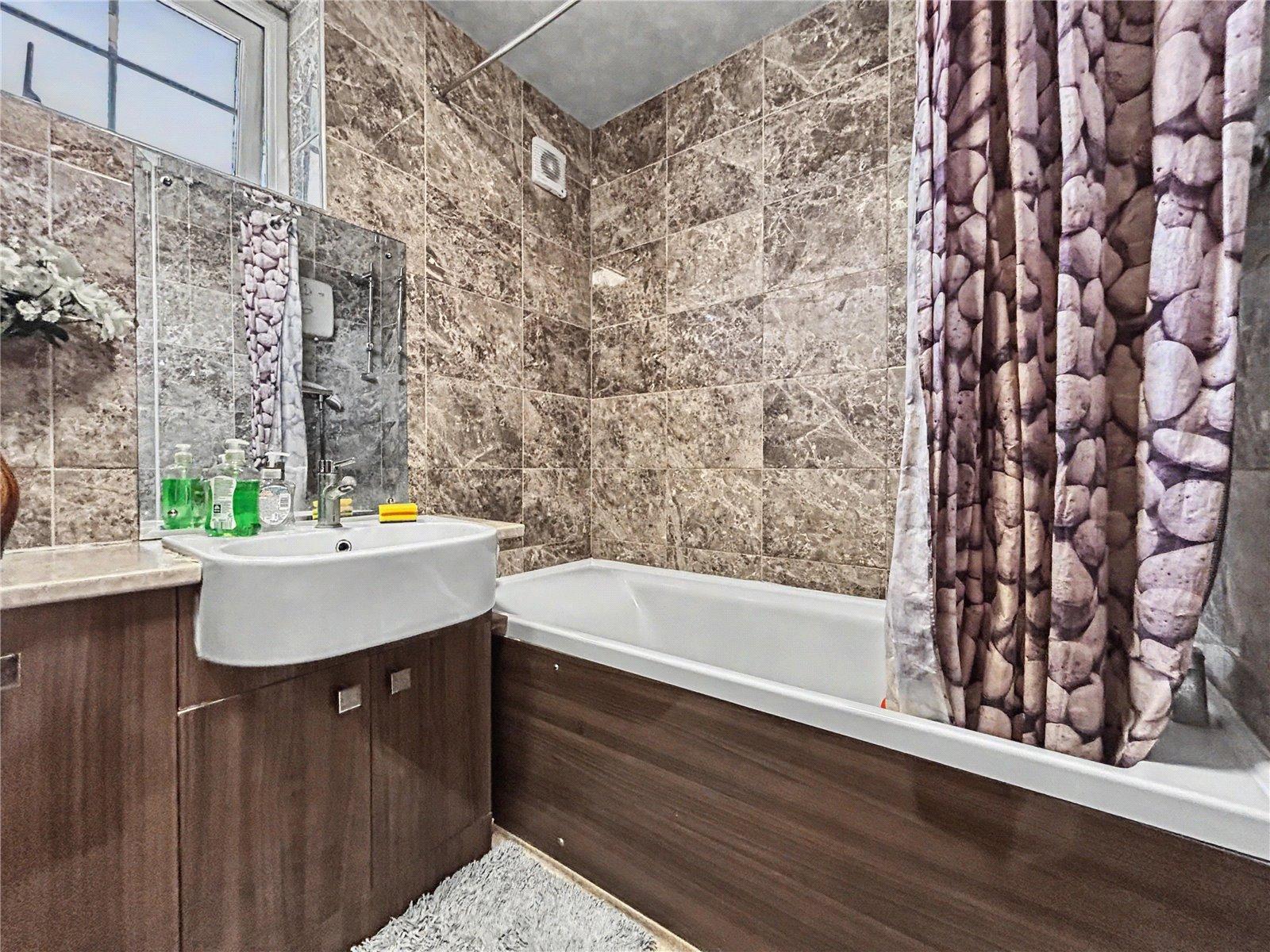 3 bedroom house for sale in Gillingham | Robinson Michael & Jackson