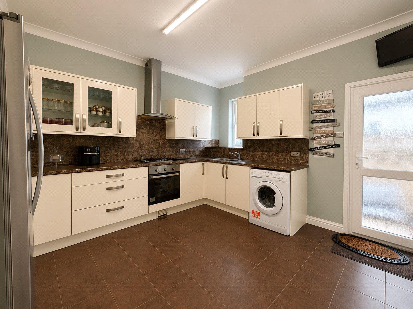 5 bedroom house for sale in Gillingham | Robinson Michael & Jackson