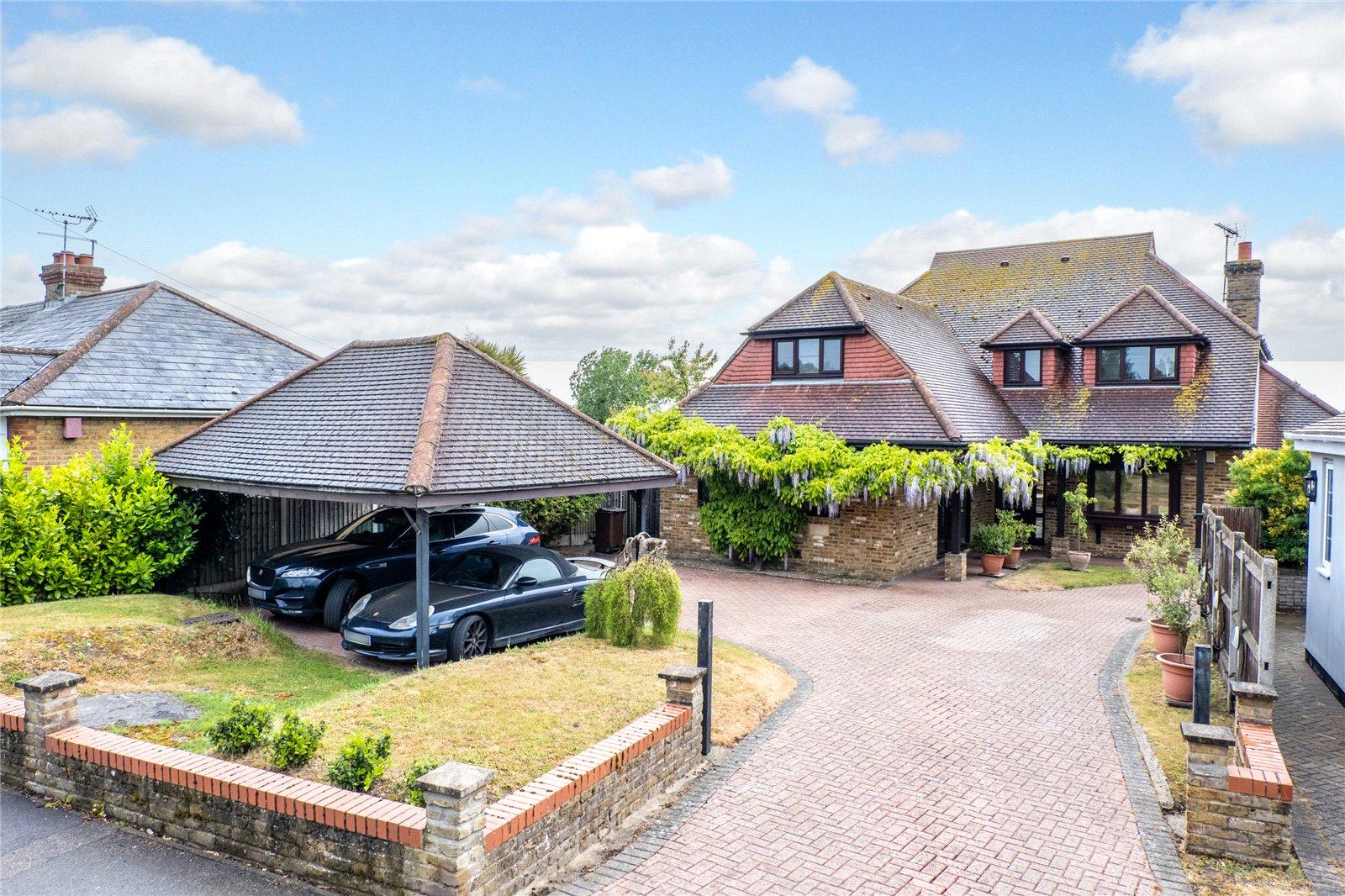 4 bedroom house for sale in Rainham | Robinson Michael & Jackson