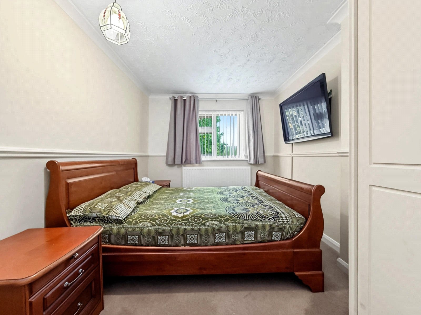 3 bedroom house for sale in Rainham | Robinson Michael & Jackson