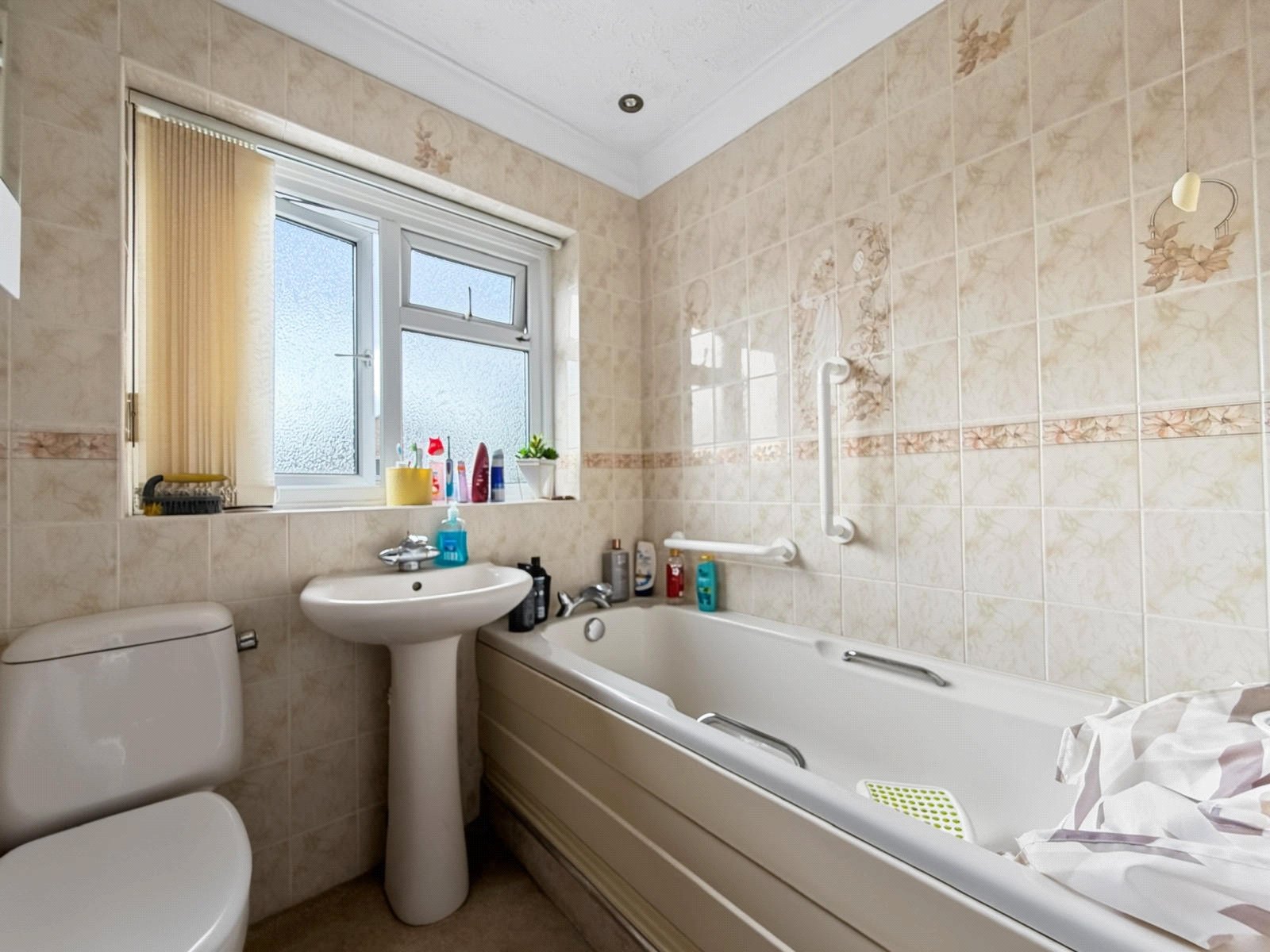 3 bedroom house for sale in Rainham | Robinson Michael & Jackson