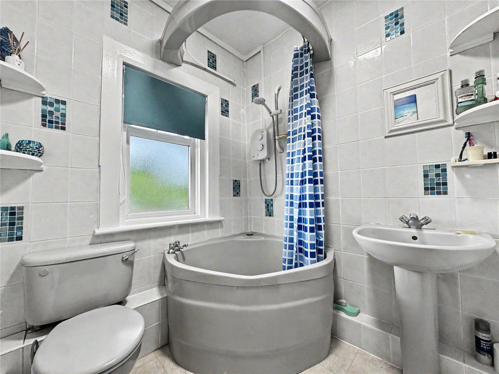 5 bedroom house for sale in Gillingham | Robinson Michael & Jackson