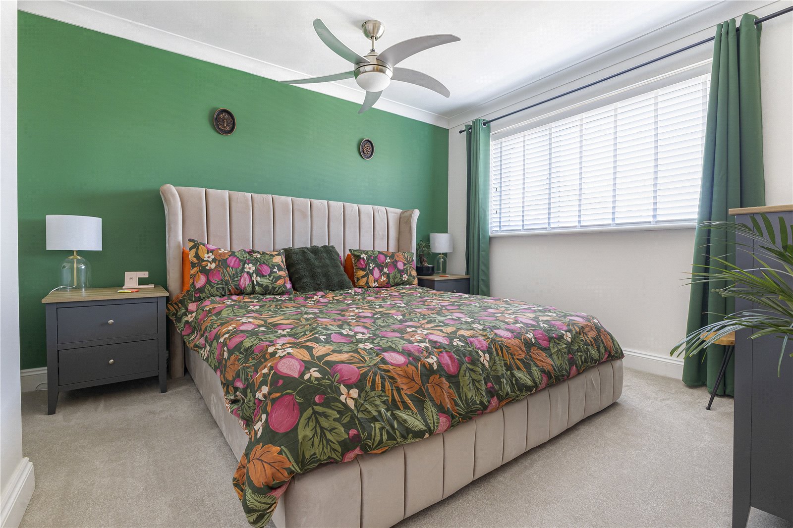 3 bedroom house for sale in Rainham | Robinson Michael & Jackson