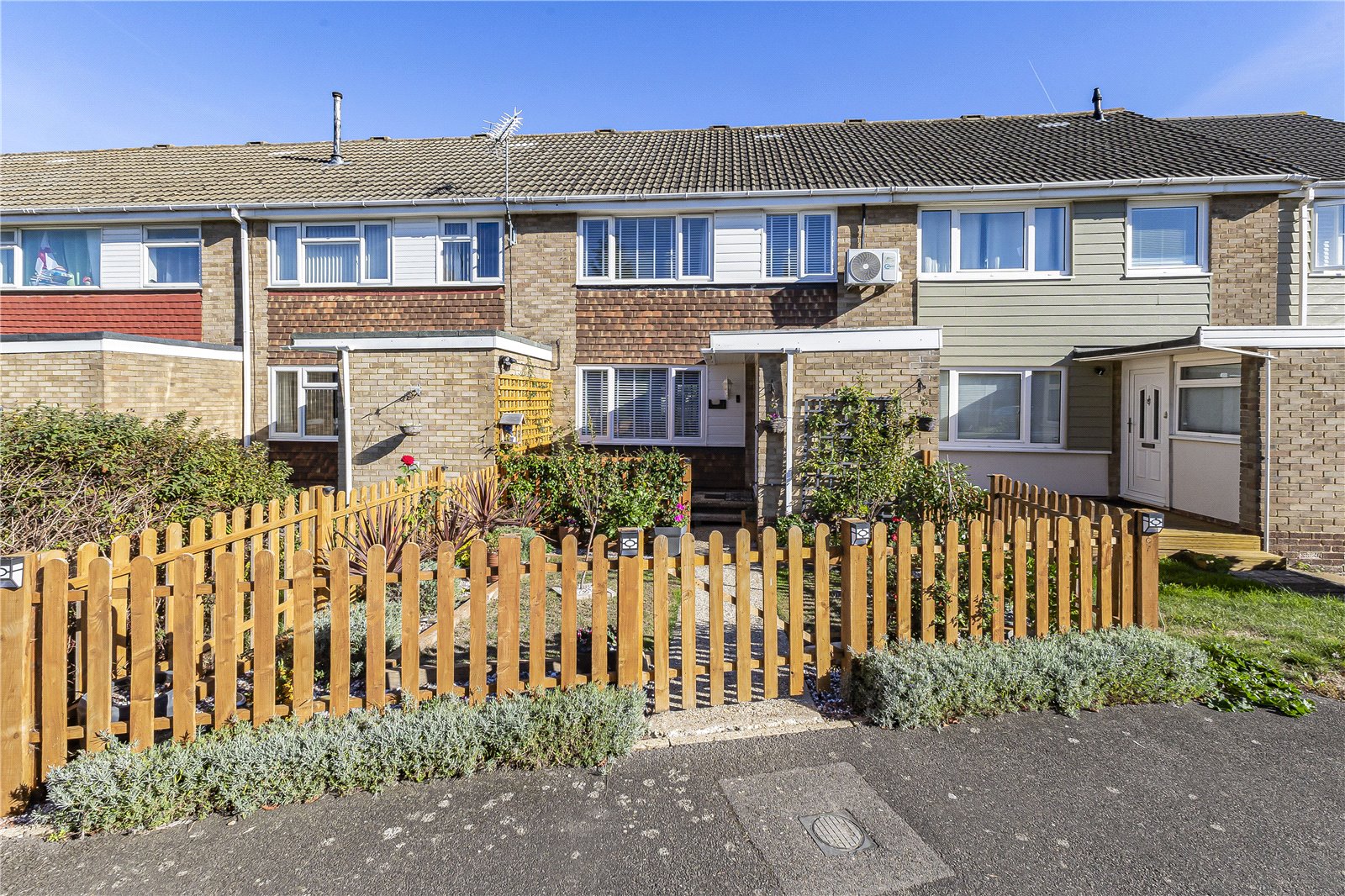 3 bedroom house for sale in Rainham | Robinson Michael & Jackson