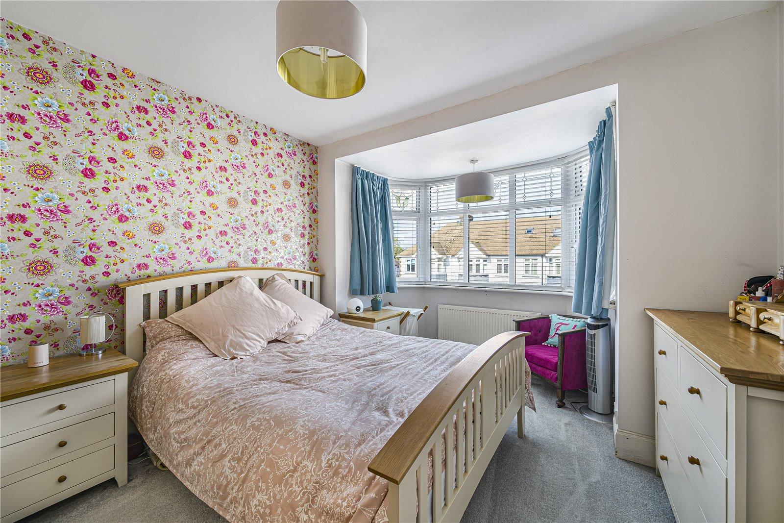 3 bedroom house for sale in Rainham | Robinson Michael & Jackson