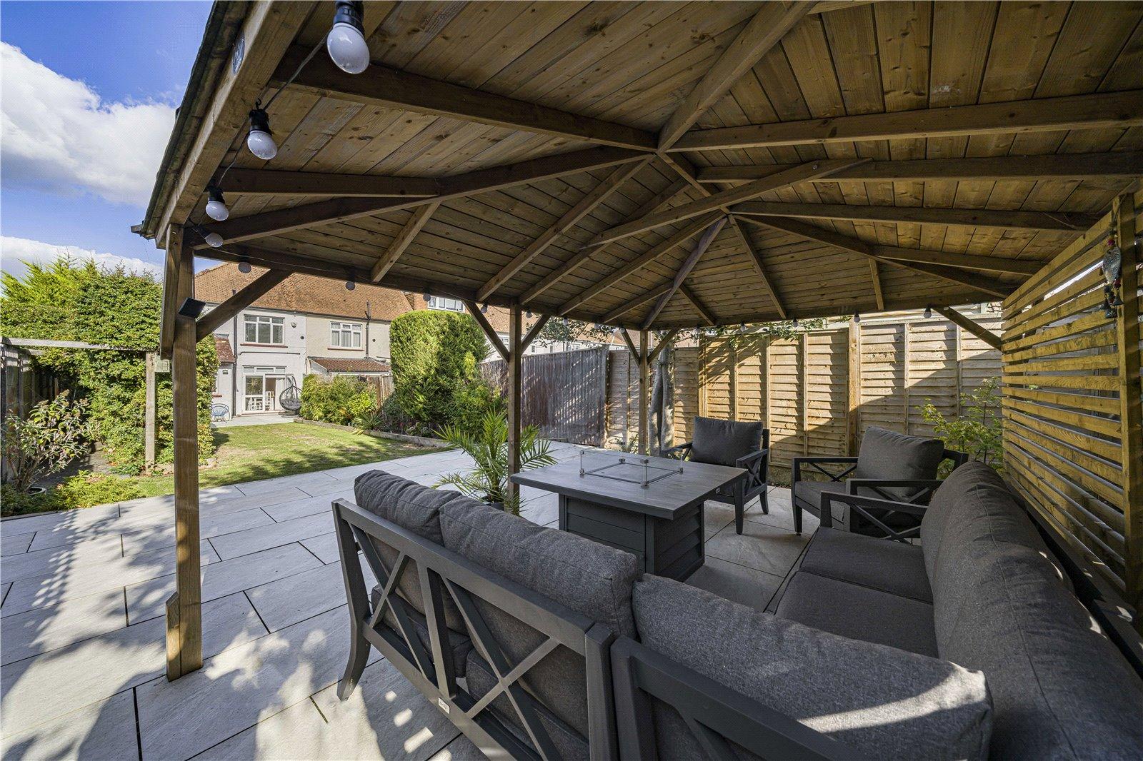 3 bedroom house for sale in Rainham | Robinson Michael & Jackson