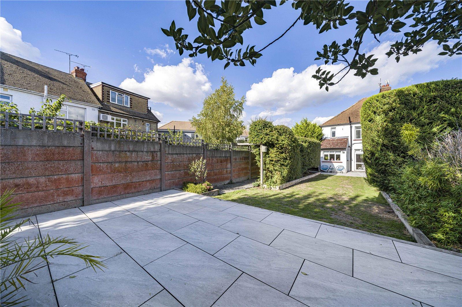 3 bedroom house for sale in Rainham | Robinson Michael & Jackson