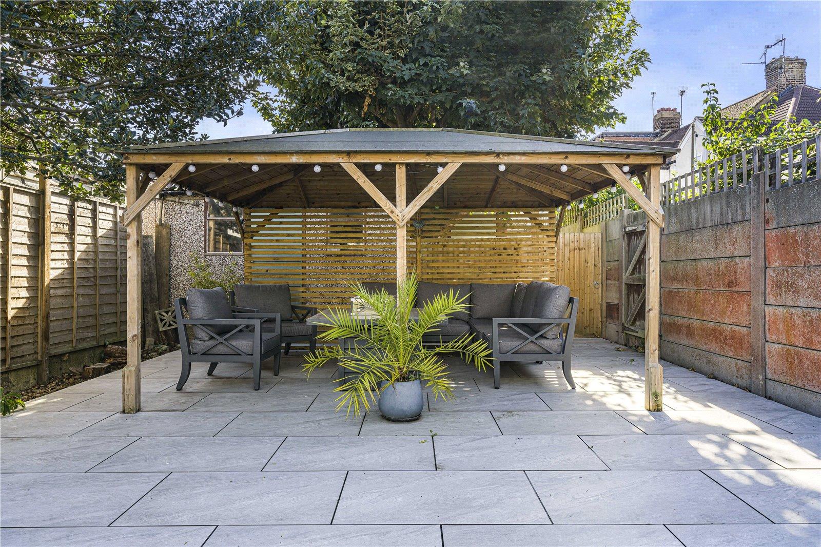 3 bedroom house for sale in Rainham | Robinson Michael & Jackson
