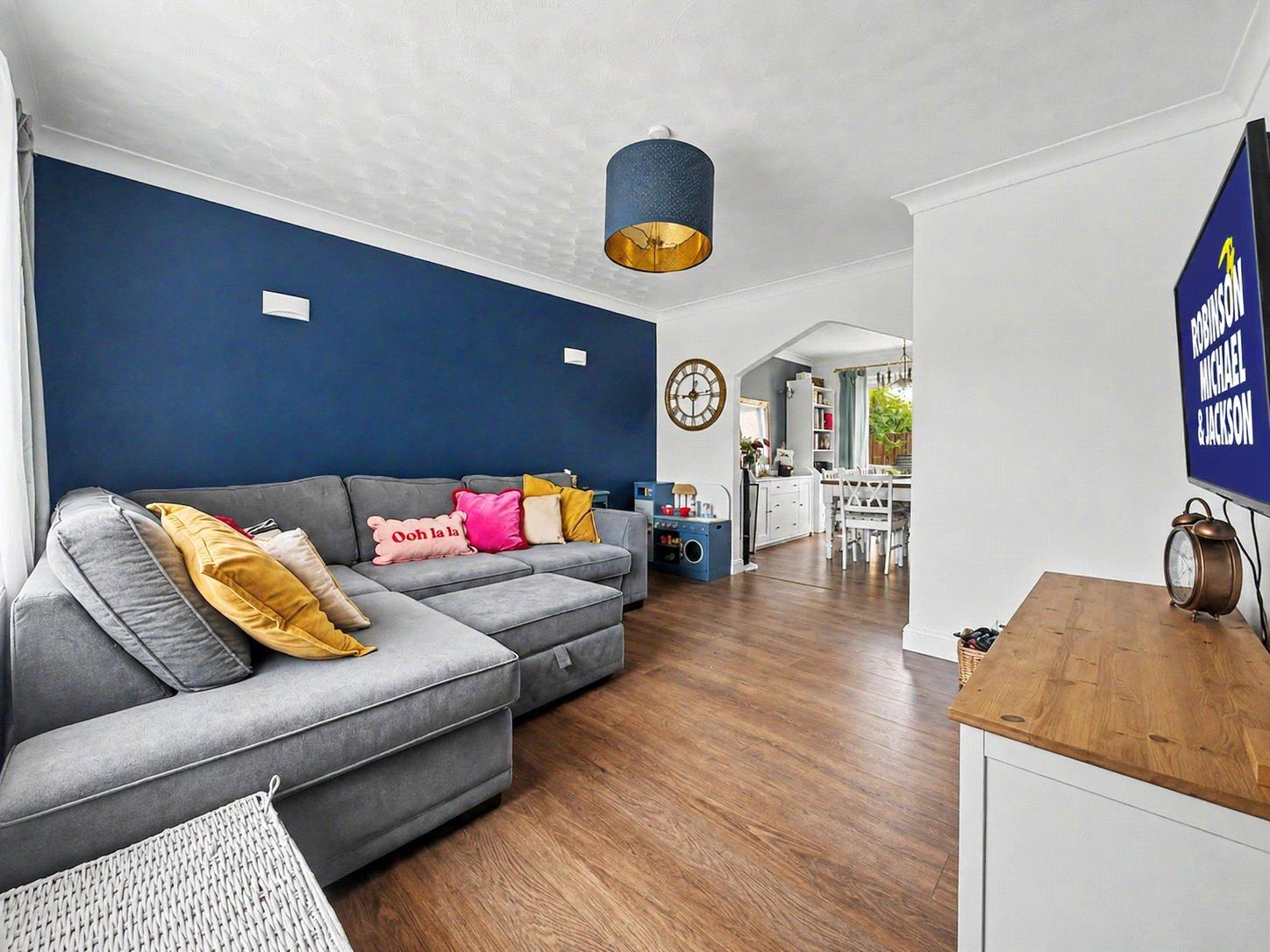 3 bedroom house for sale in Rainham | Robinson Michael & Jackson