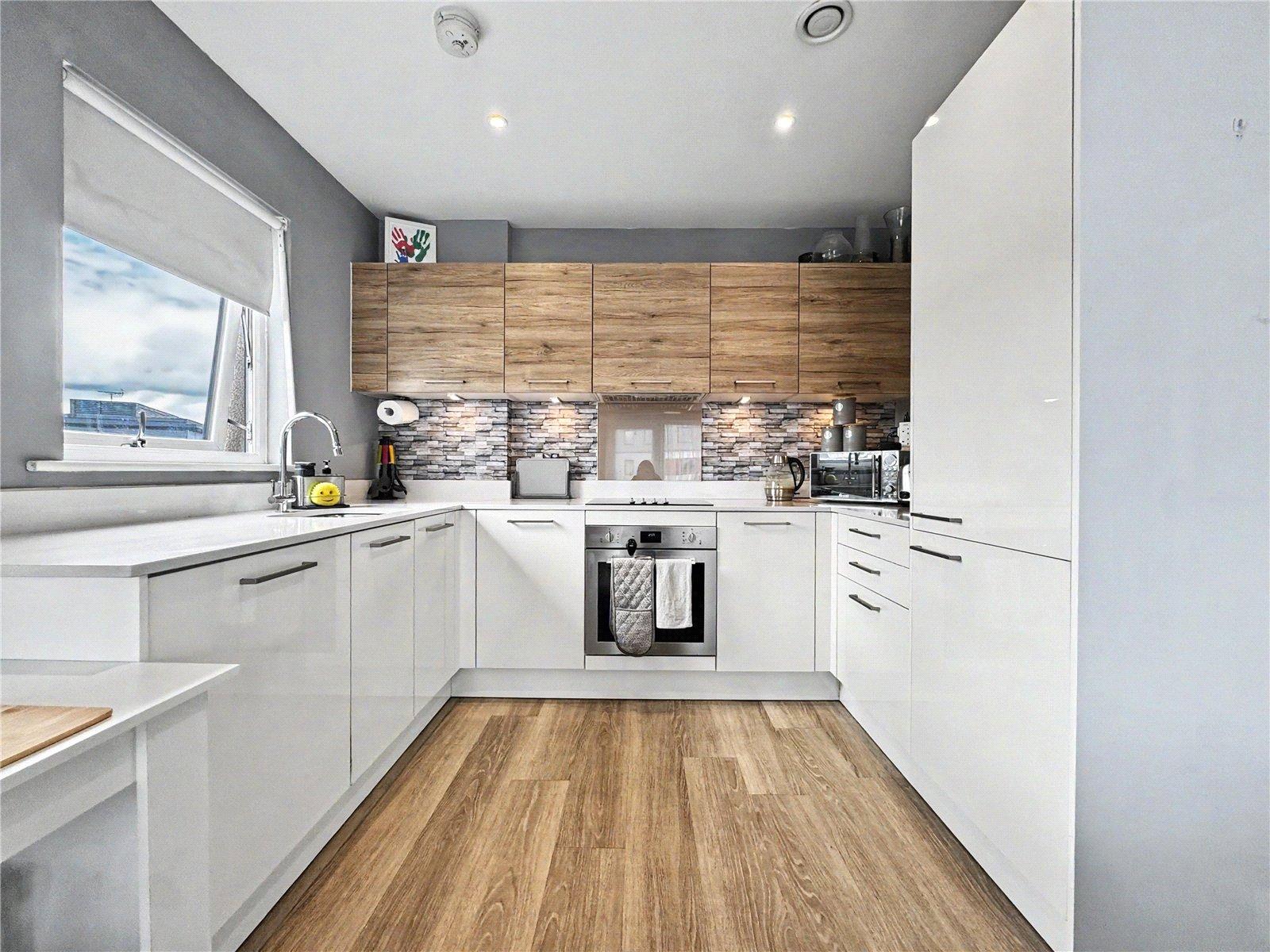 2 bedroom property for sale in Gillingham | Robinson Michael & Jackson
