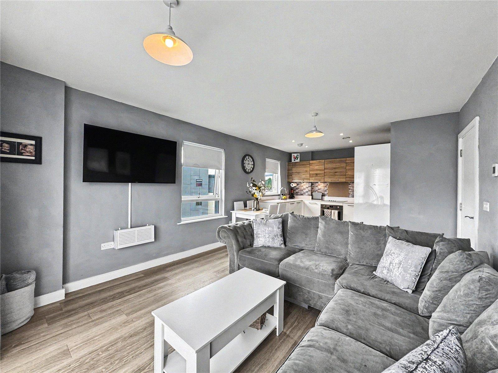 2 bedroom property for sale in Gillingham | Robinson Michael & Jackson