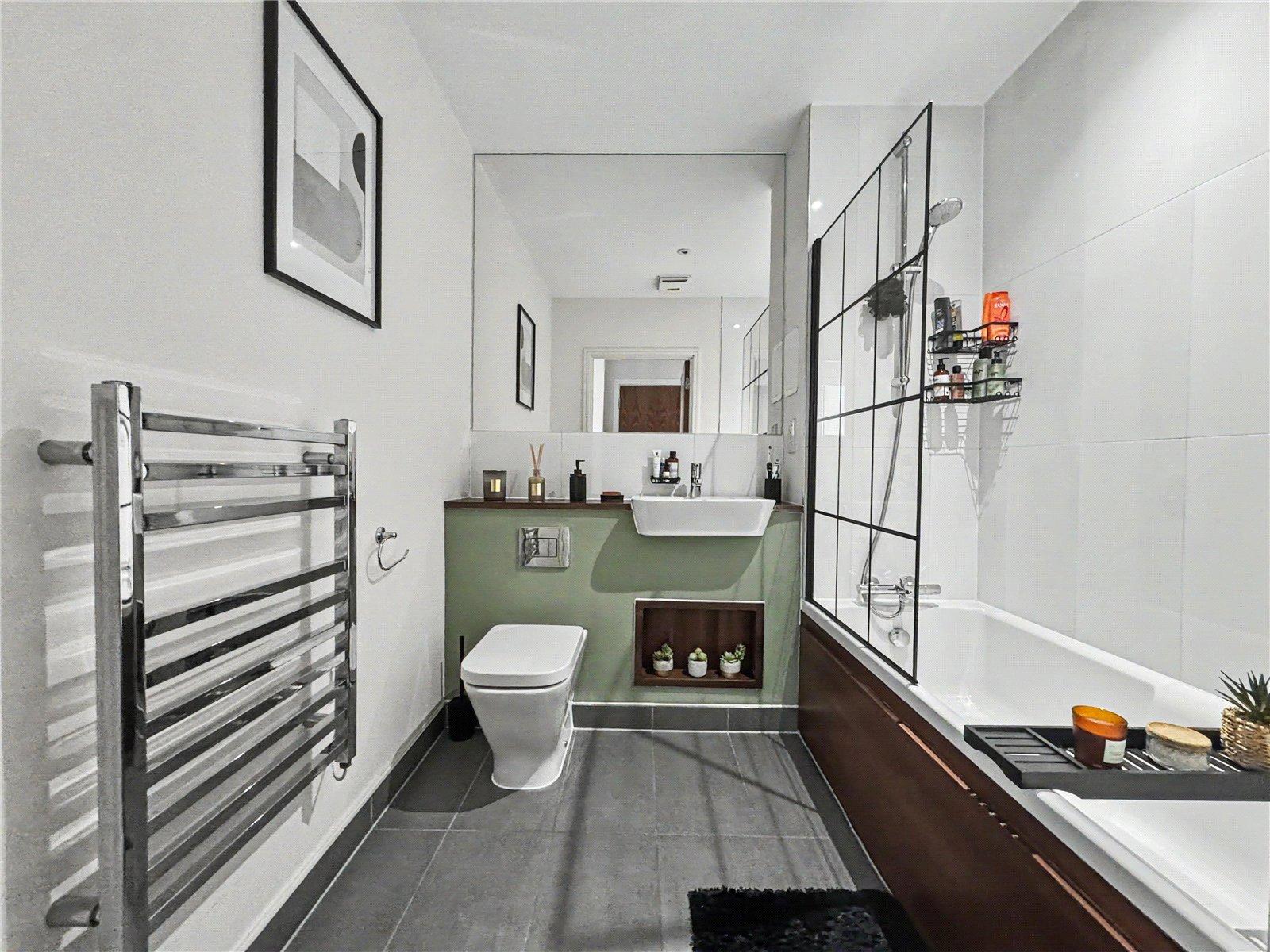 1 bedroom property for sale in Gillingham | Robinson Michael & Jackson