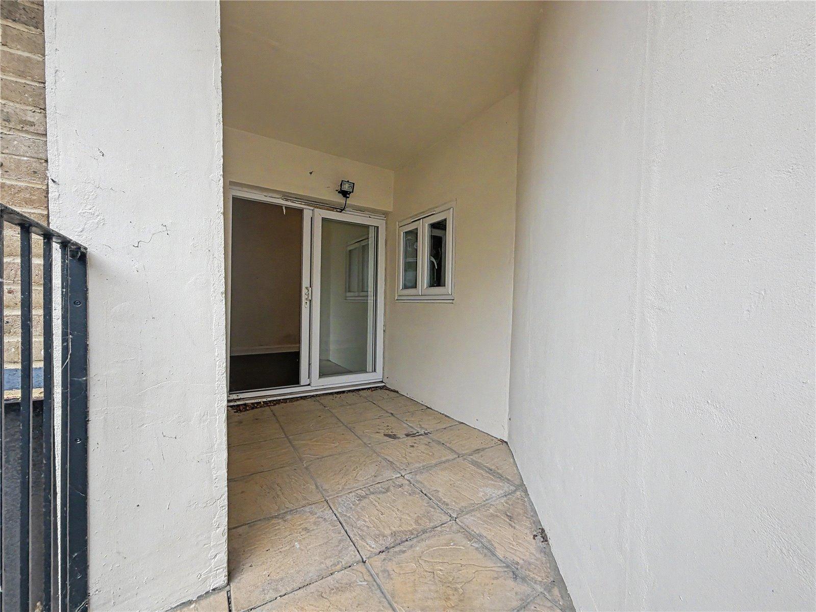 1 bedroom property for sale in Brompton | Robinson Michael & Jackson