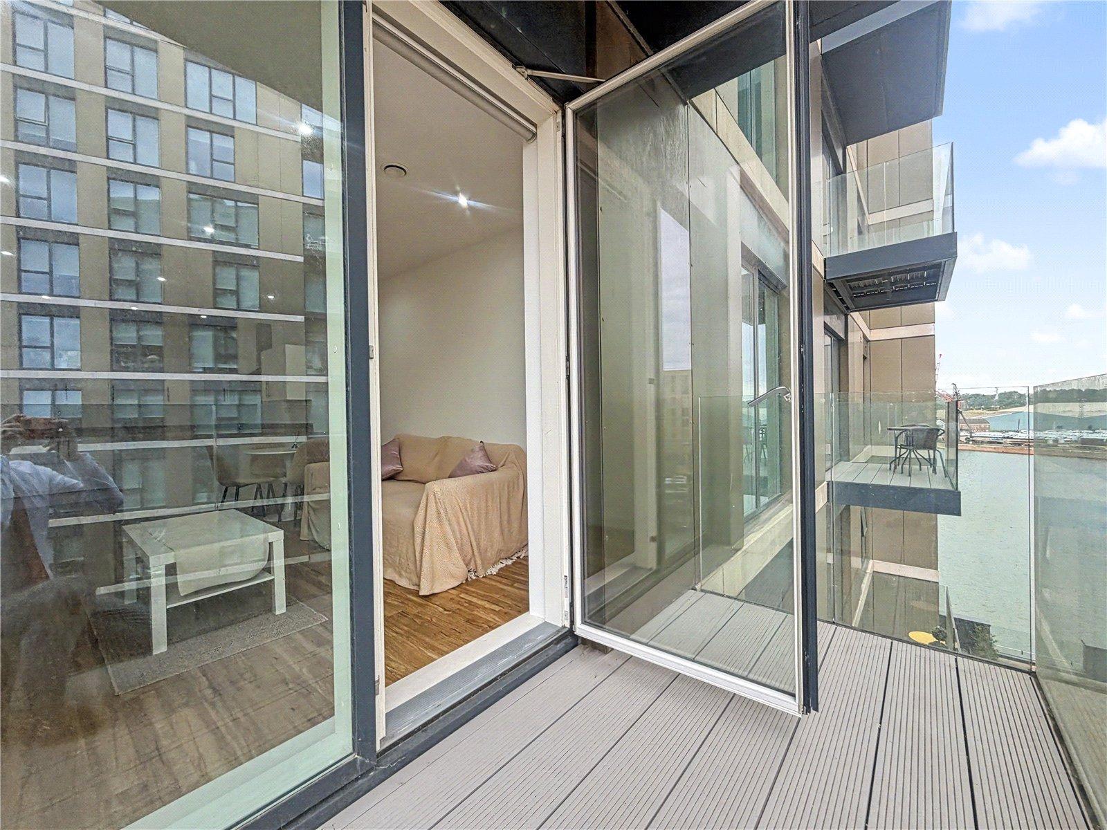 2 bedroom property for sale in Gillingham | Robinson Michael & Jackson