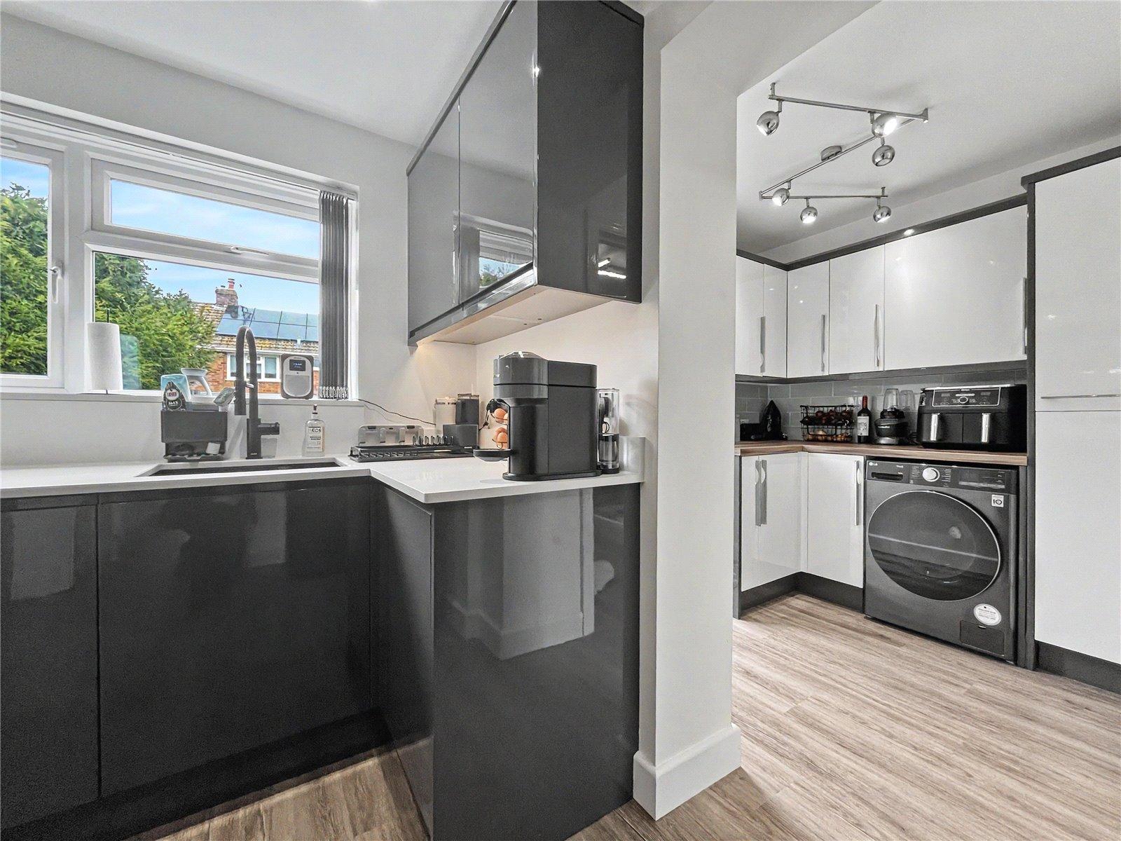 4 bedroom house for sale in Rainham | Robinson Michael & Jackson