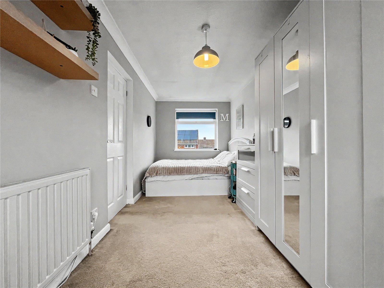 4 bedroom house for sale in Rainham | Robinson Michael & Jackson