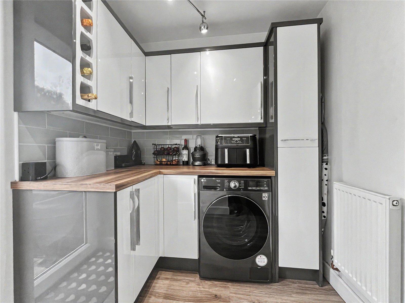 4 bedroom house for sale in Rainham | Robinson Michael & Jackson