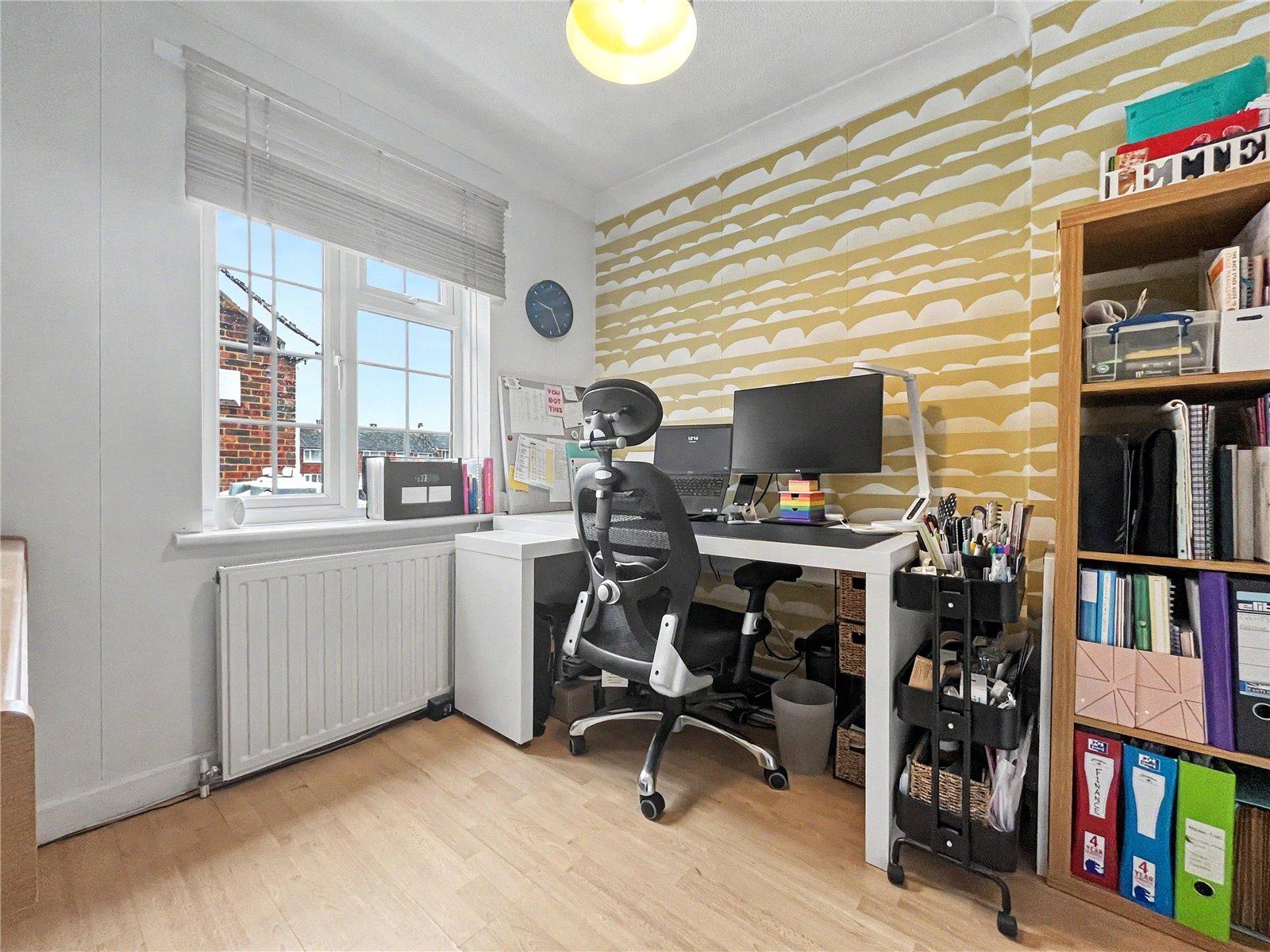 4 bedroom house for sale in Rainham | Robinson Michael & Jackson