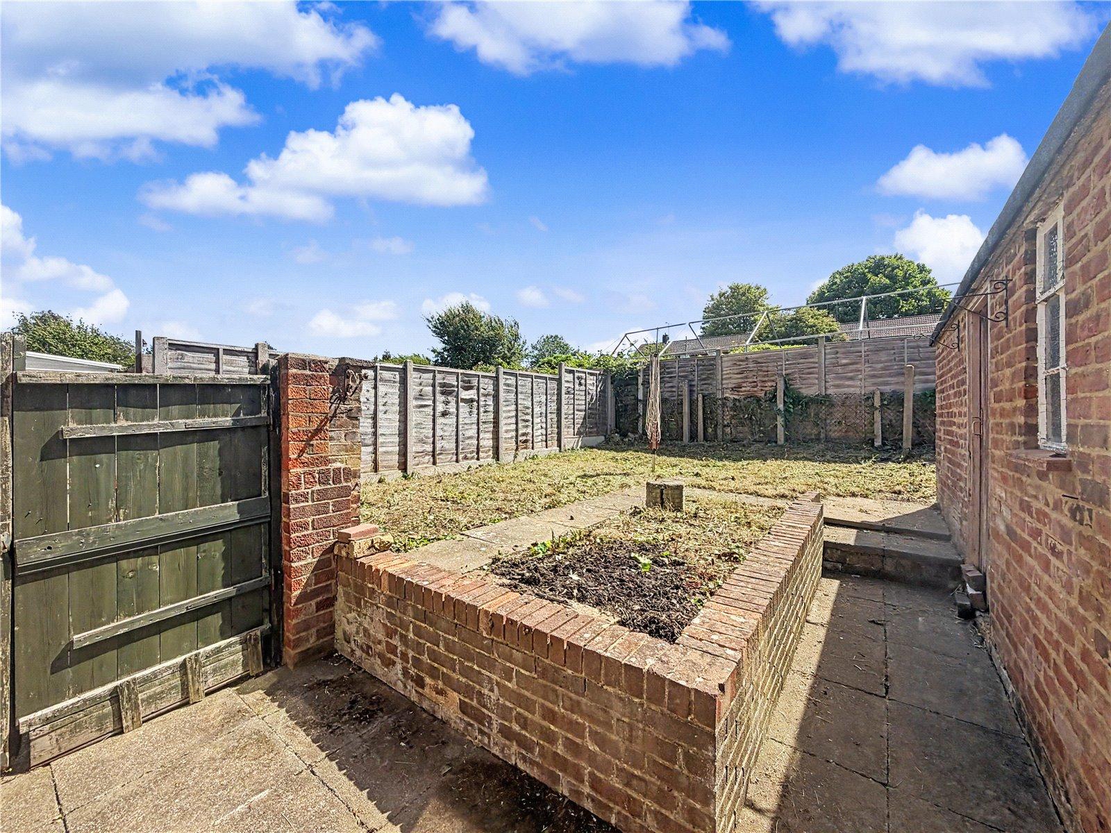 2 bedroom house for sale in Twydall | Robinson Michael & Jackson