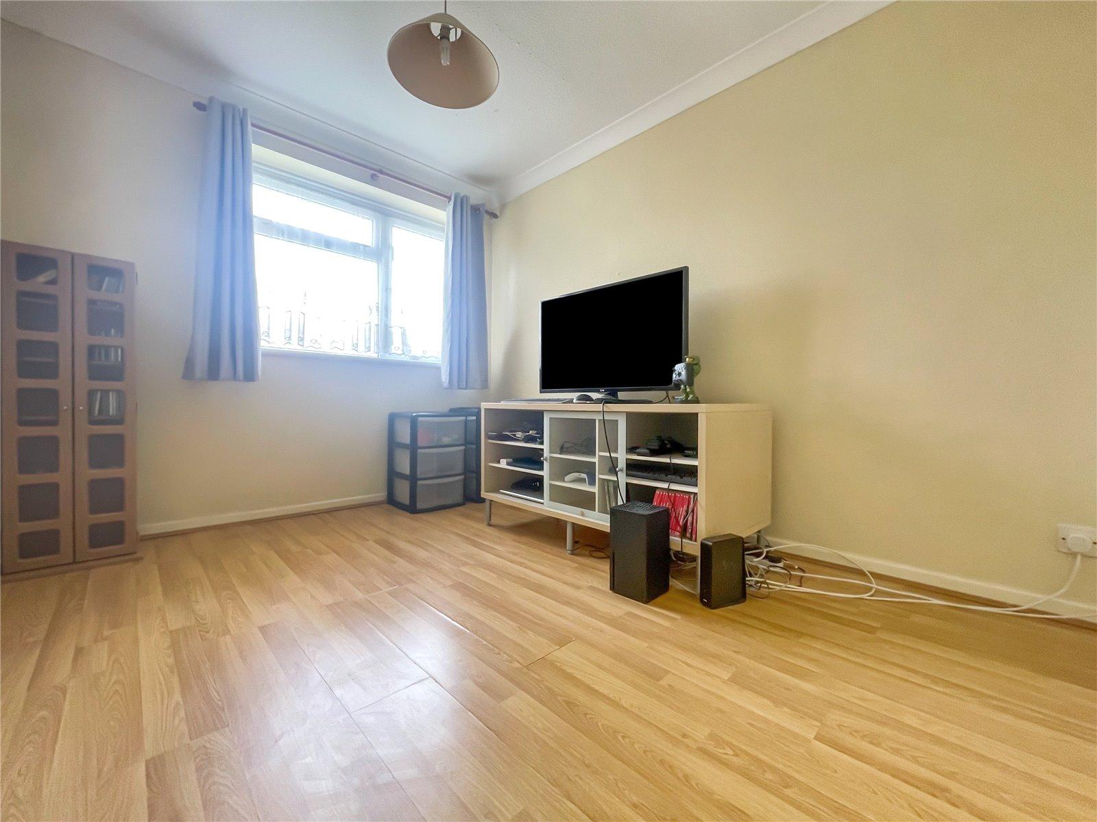 4 bedroom property for sale in Rainham | Robinson Michael & Jackson