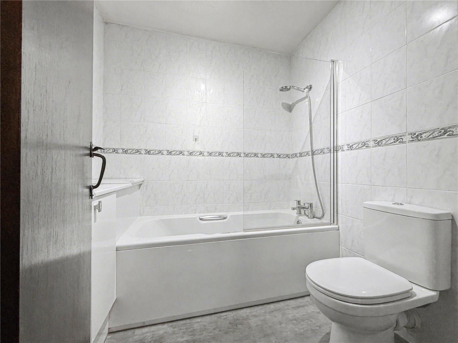 4 bedroom house for sale in Darland | Robinson Michael & Jackson