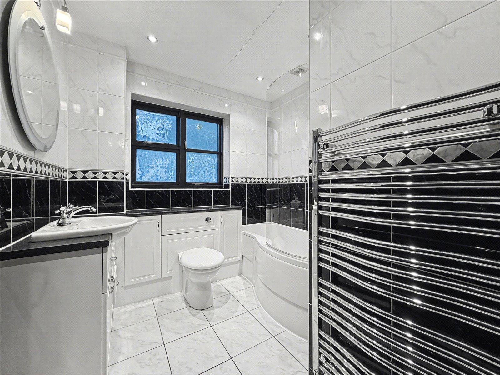 4 bedroom house for sale in Darland | Robinson Michael & Jackson