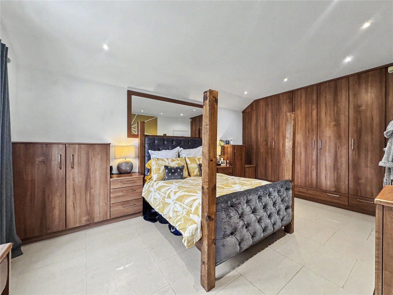 4 bedroom bungalow for sale in Parkwood | Robinson Michael & Jackson