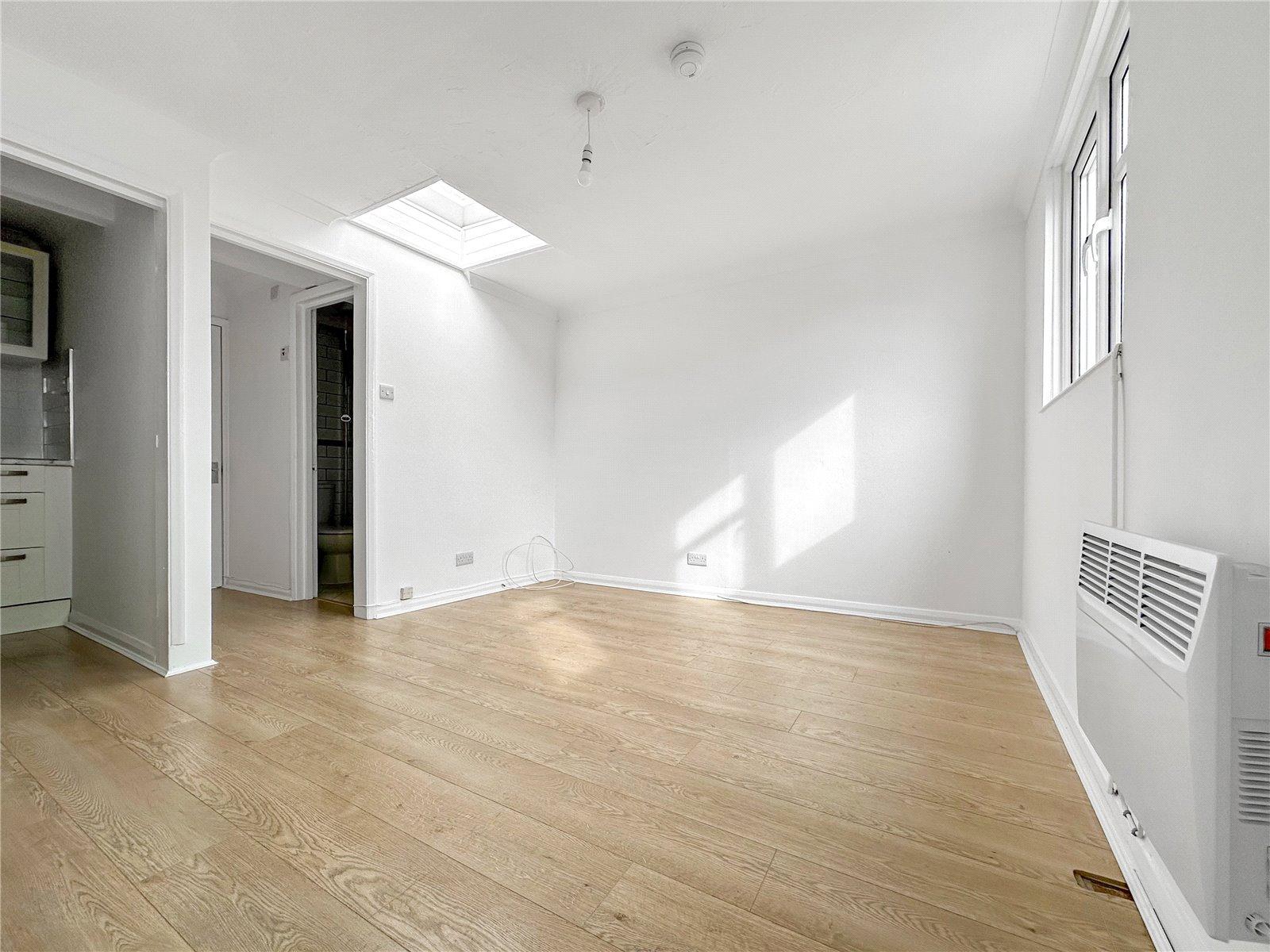 1 bedroom property for sale in Gillingham | Robinson Michael & Jackson