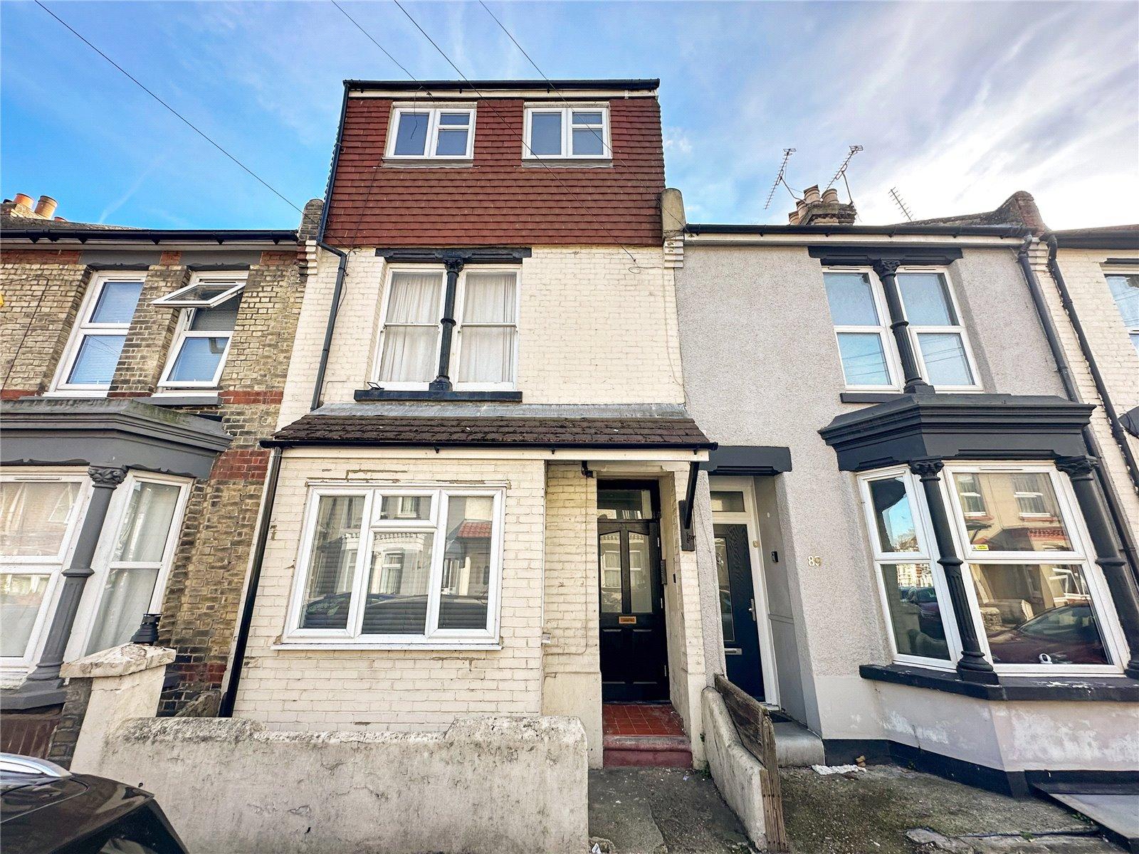 1 bedroom property for sale in Gillingham | Robinson Michael & Jackson