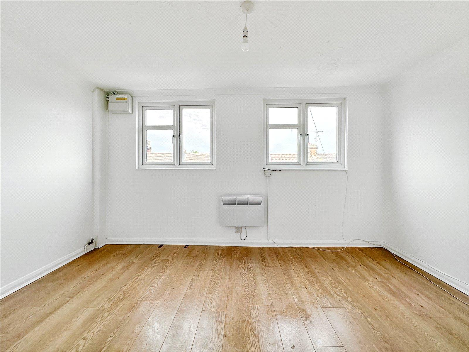 1 bedroom property for sale in Gillingham | Robinson Michael & Jackson