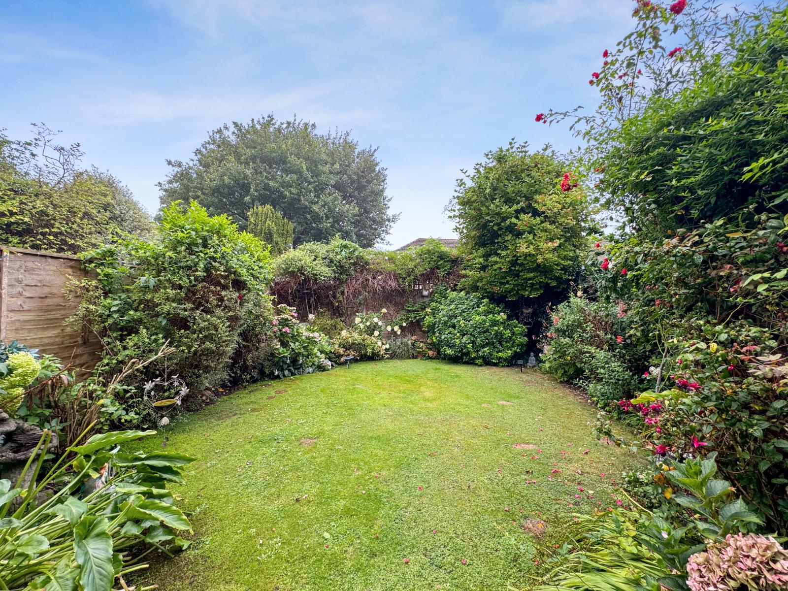 3 bedroom house for sale in Rainham | Robinson Michael & Jackson