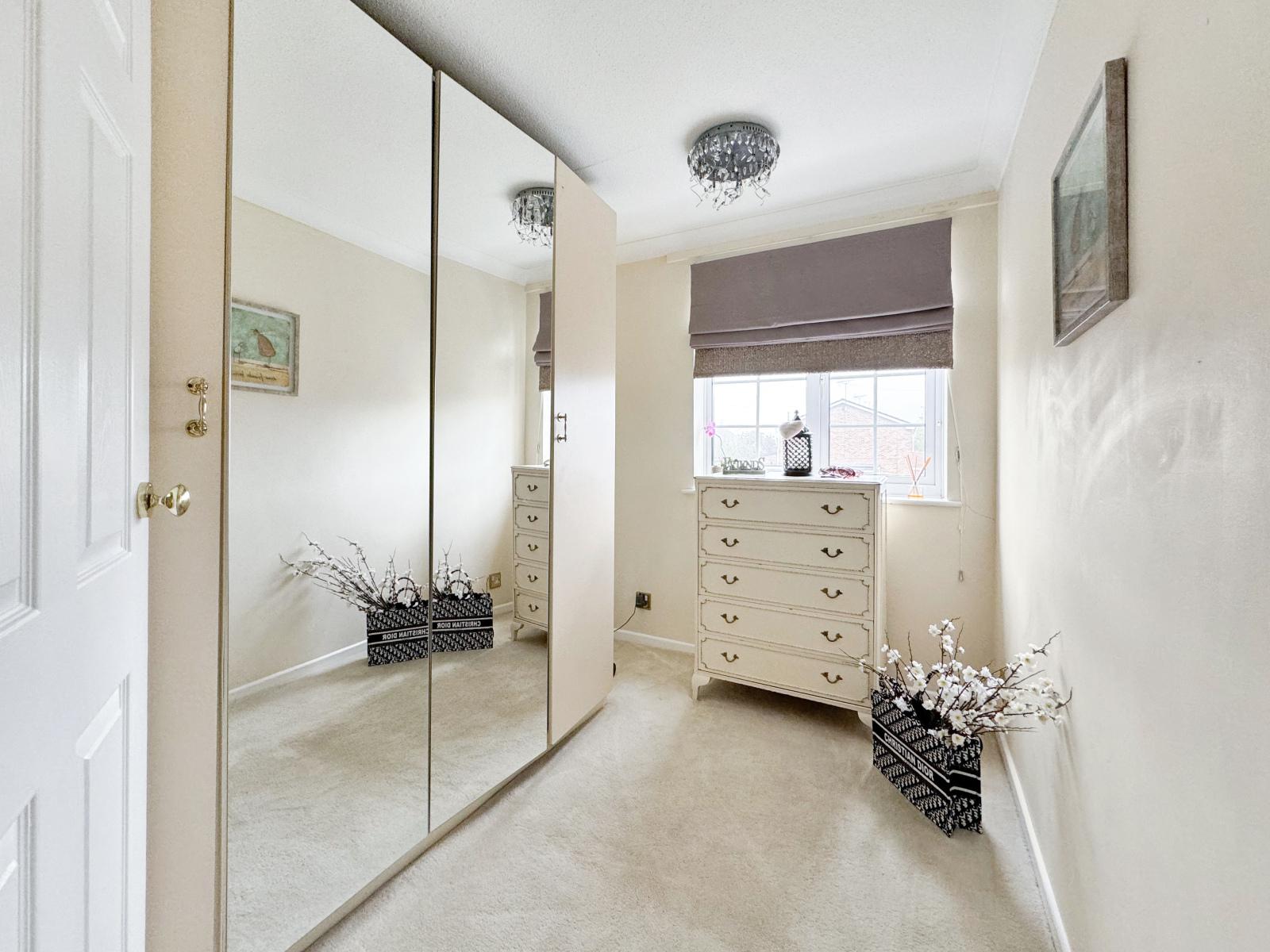 3 bedroom house for sale in Rainham | Robinson Michael & Jackson