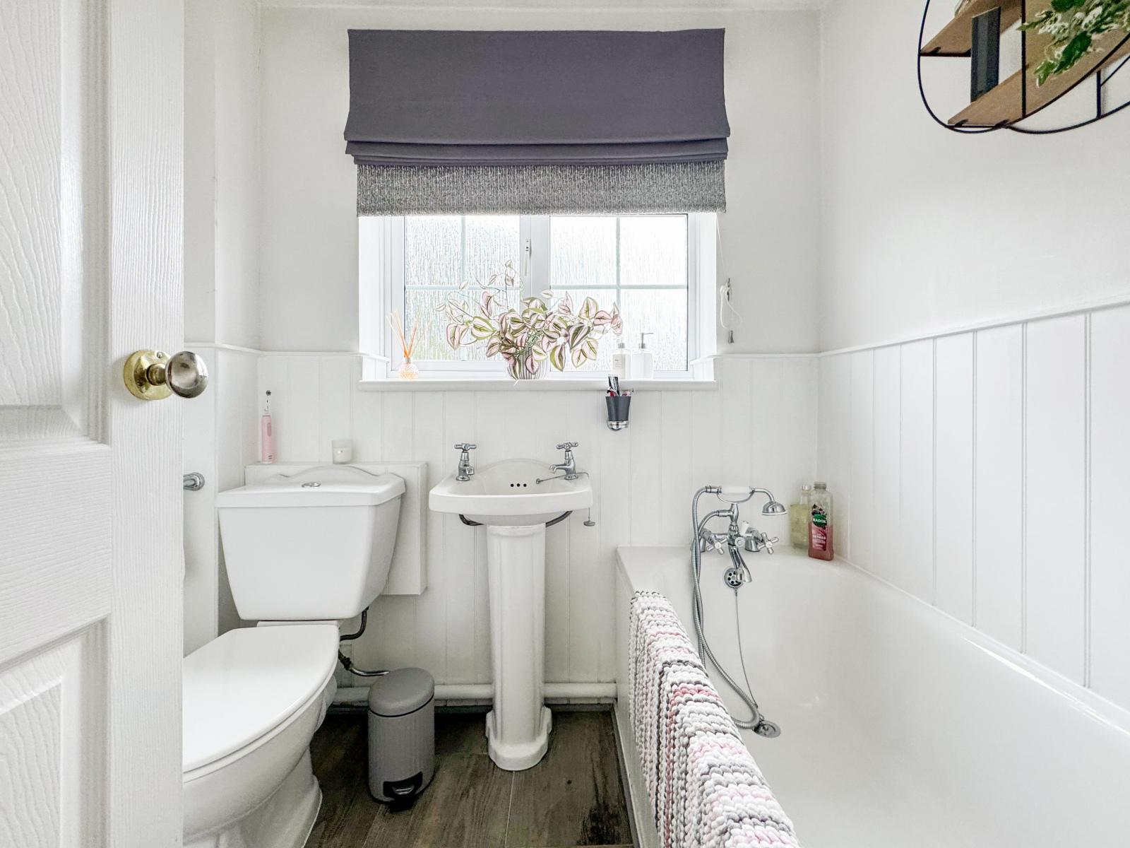 3 bedroom house for sale in Rainham | Robinson Michael & Jackson